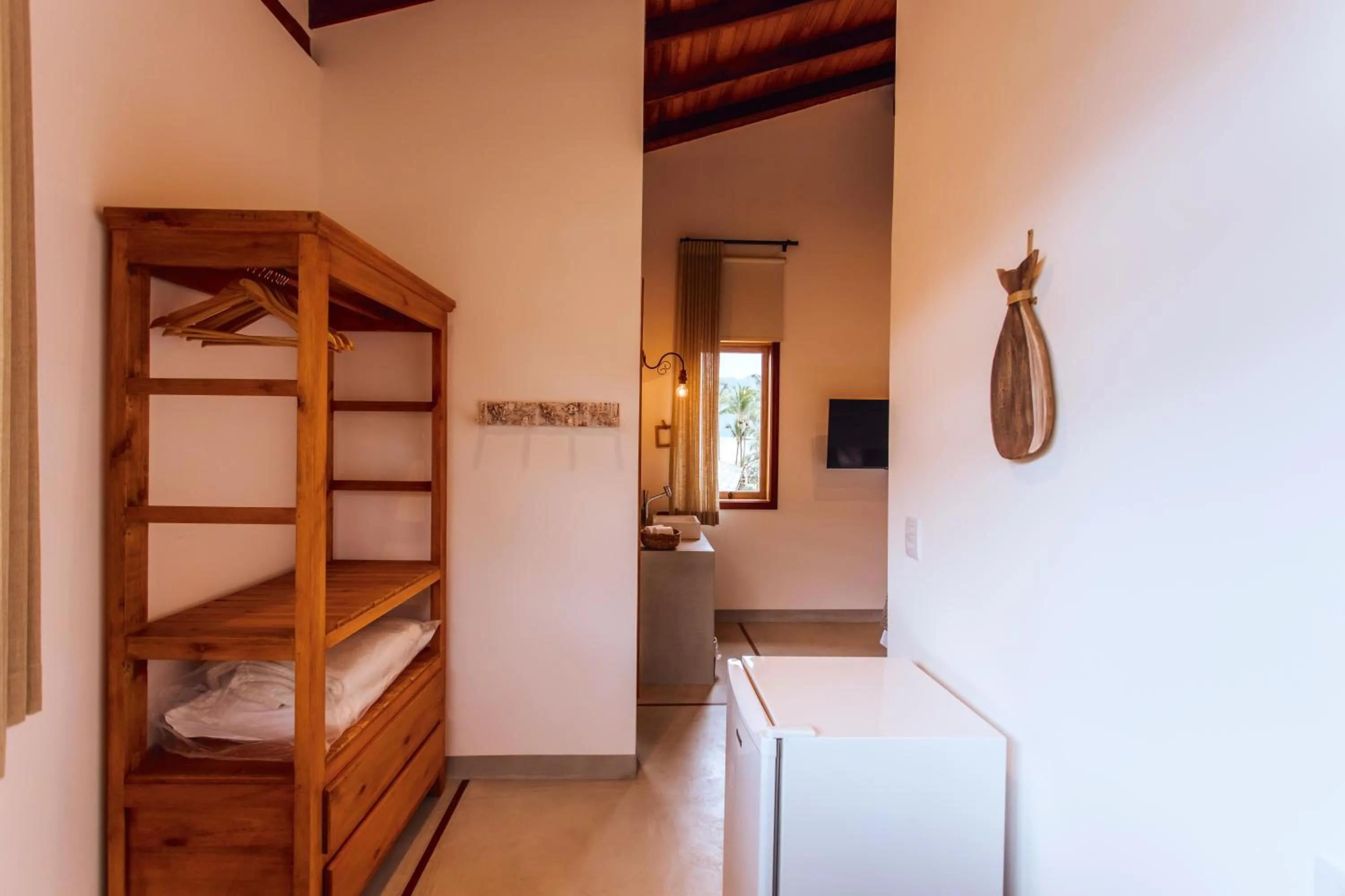 microwave, Bed in VELINN Pousada Villa Caiçara