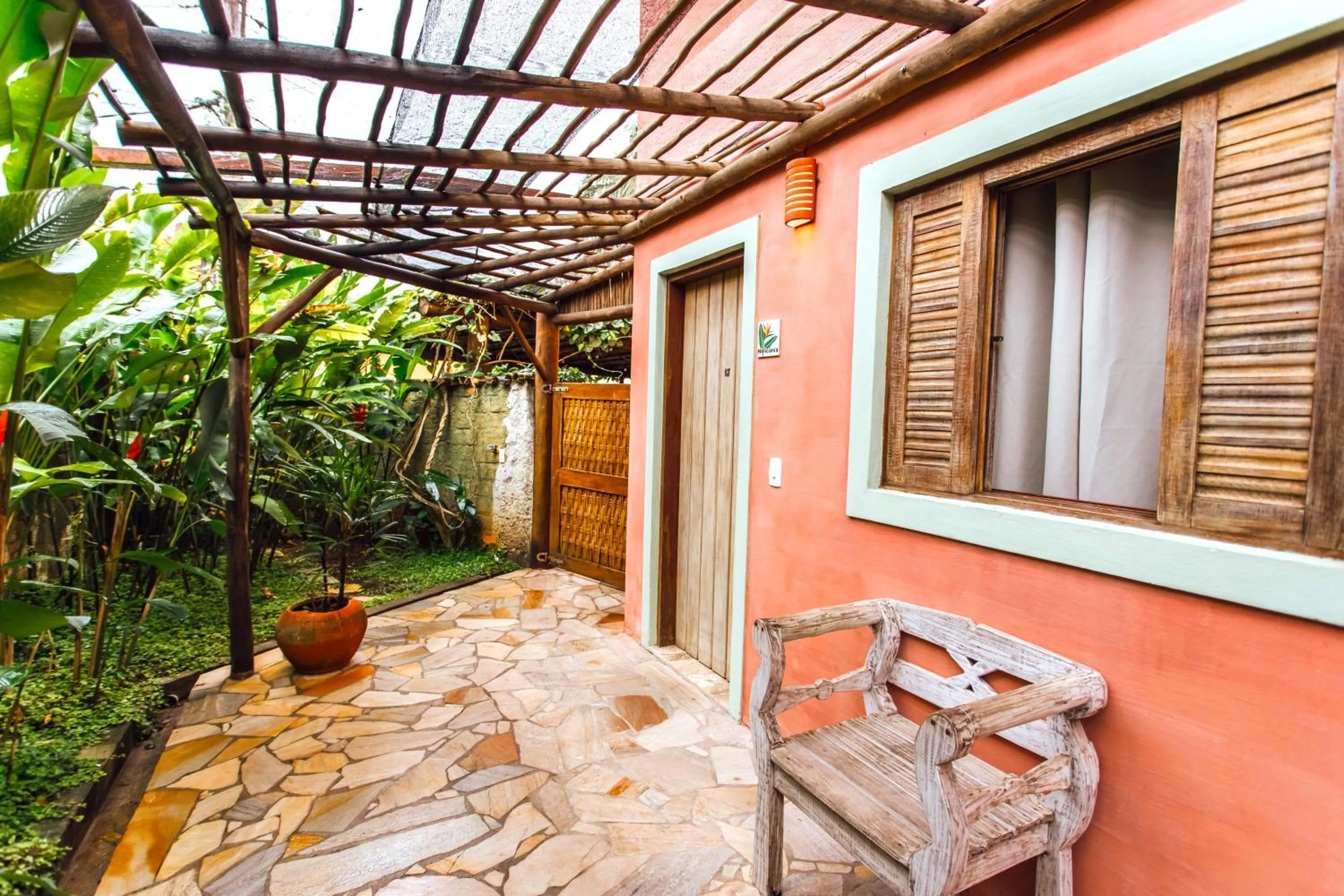 Patio in VELINN Pousada Villa Caiçara