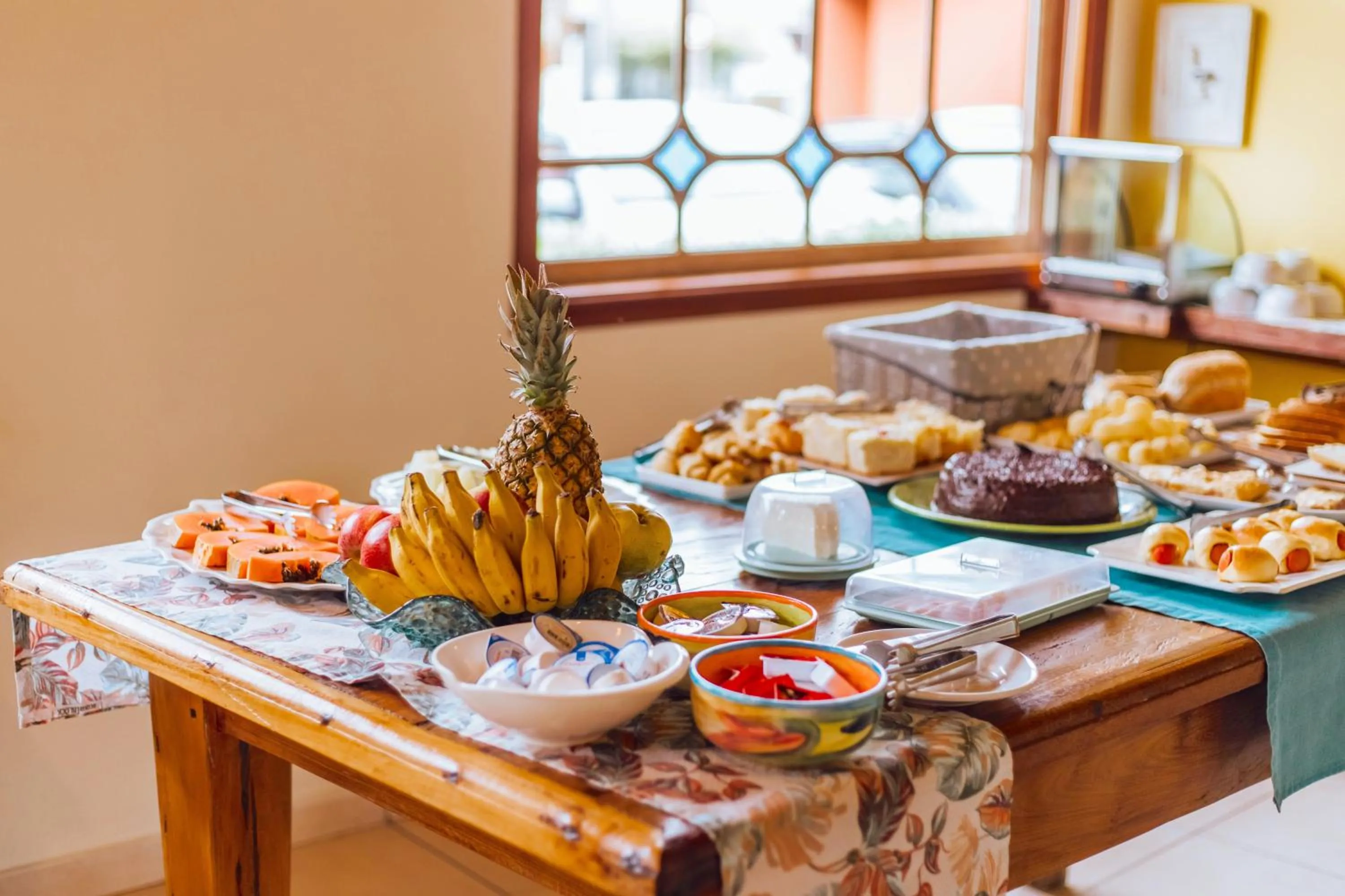 Breakfast in VELINN Pousada Villa Caiçara