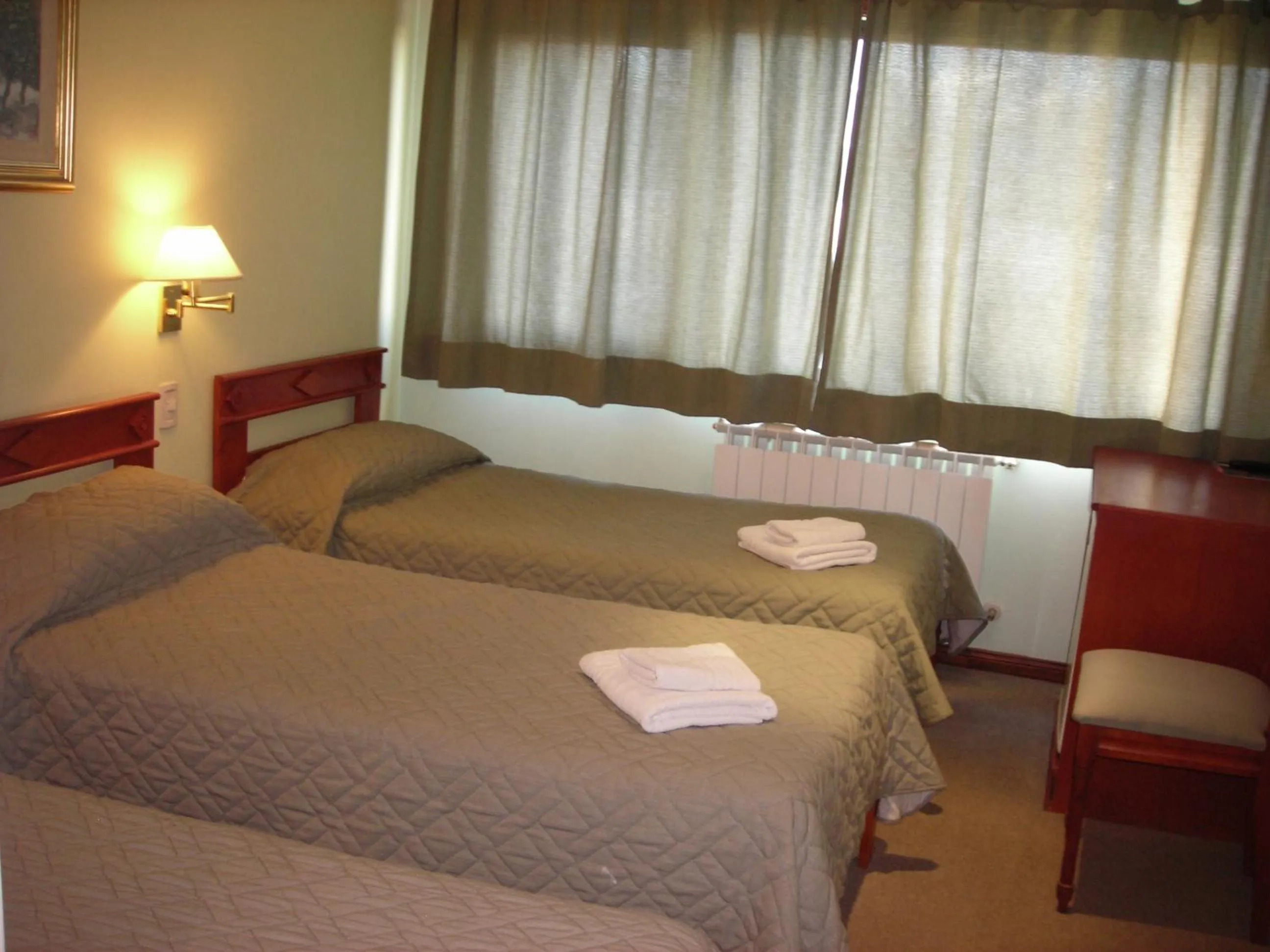 Bedroom, Bed in Hotel Antartida Argentina