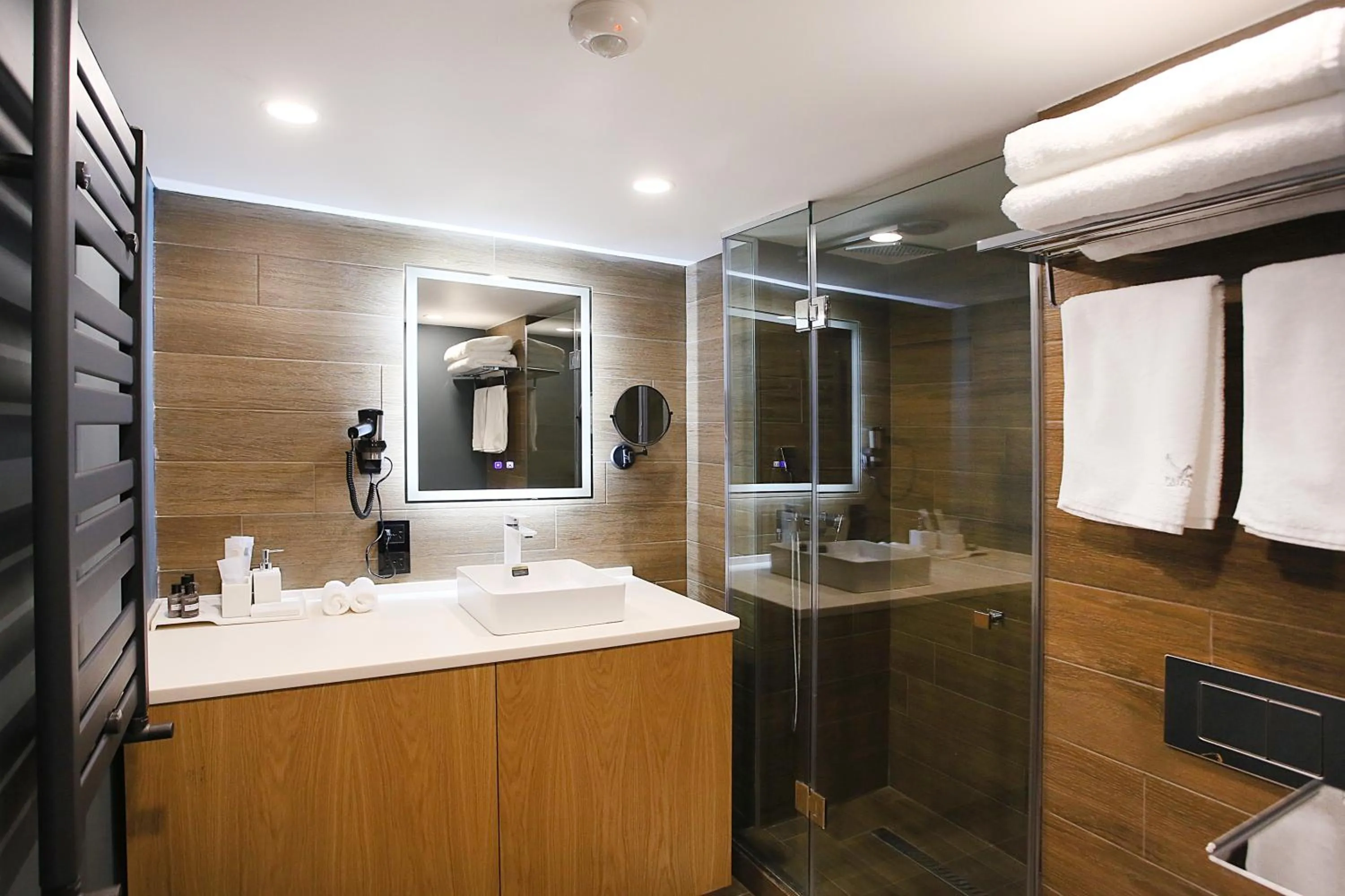 Bathroom in Paskunji Residence