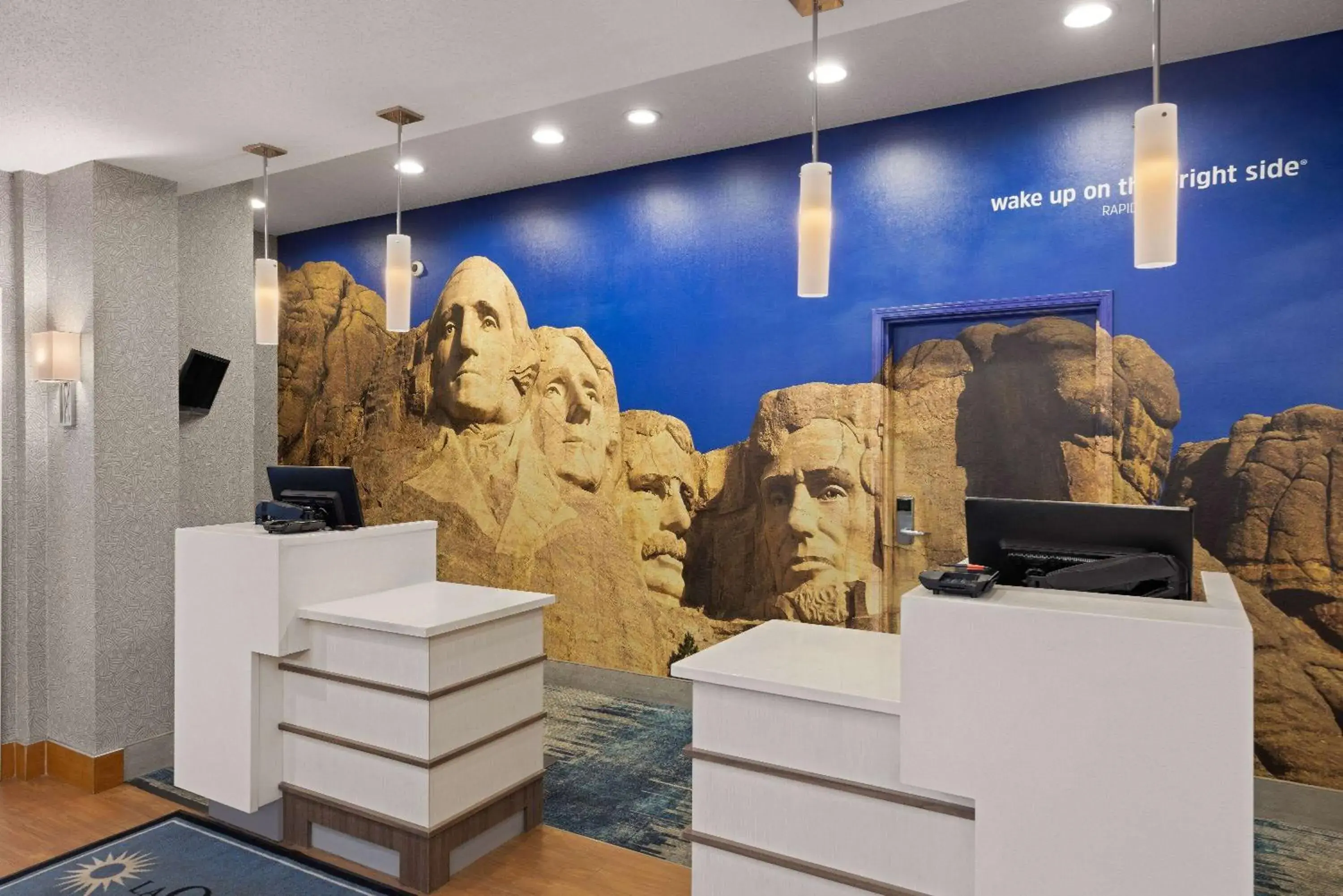 Lobby or reception in La Quinta Inn and Suites by Wyndham at WaTiki Waterpark Lobby or reception in La Quinta Inn and Suites by Wyndham at WaTiki Waterpark