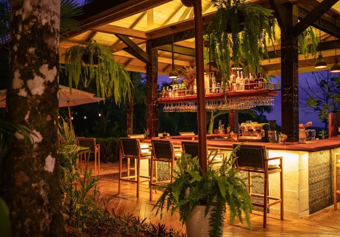 Lounge or bar in Oxygen Jungle Villas & Spa