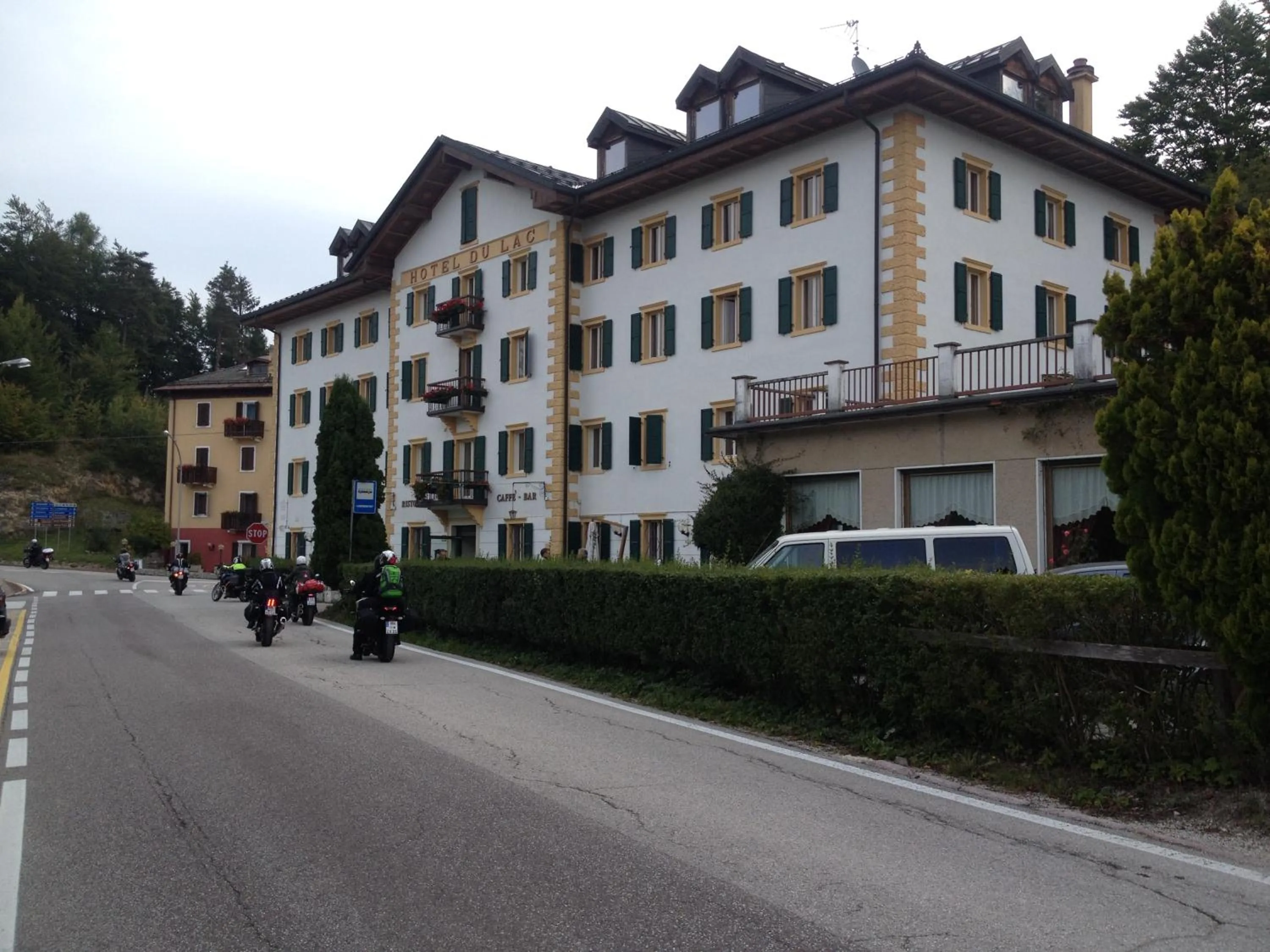 Facade/entrance in Hotel du Lac Parc & Residence