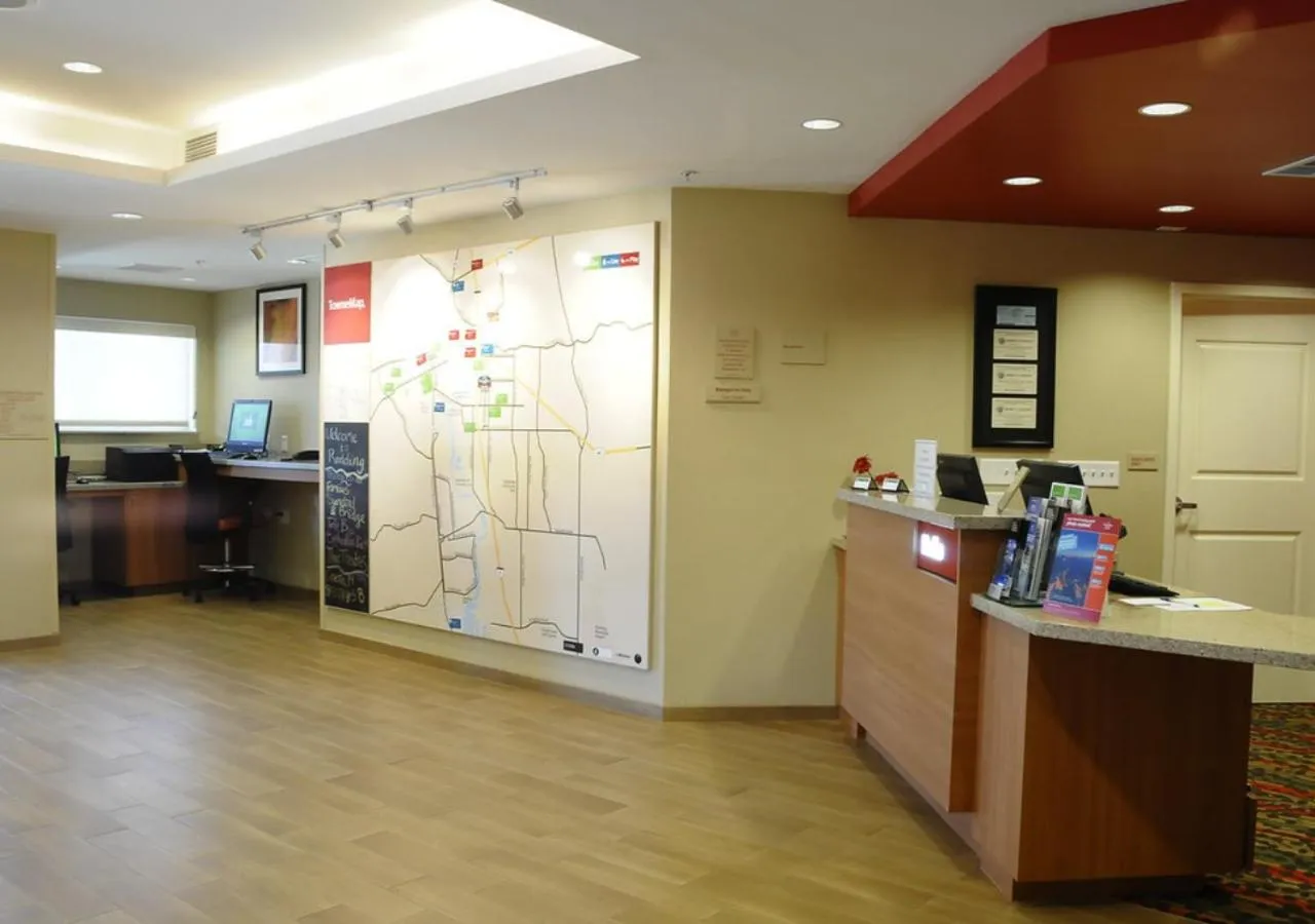 Property building in TownePlace Suites Redding