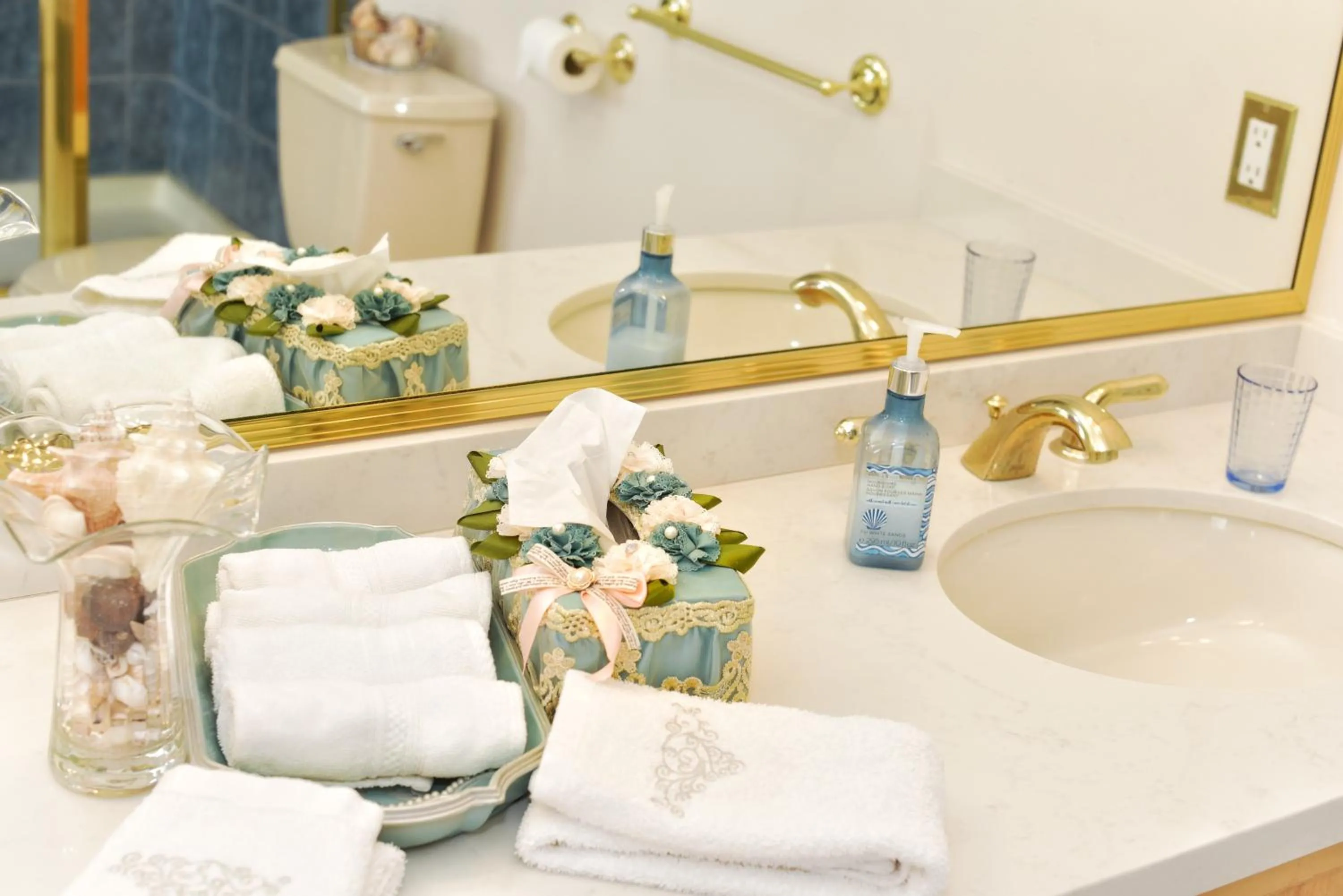 Bathroom in Star of the Sea guest house