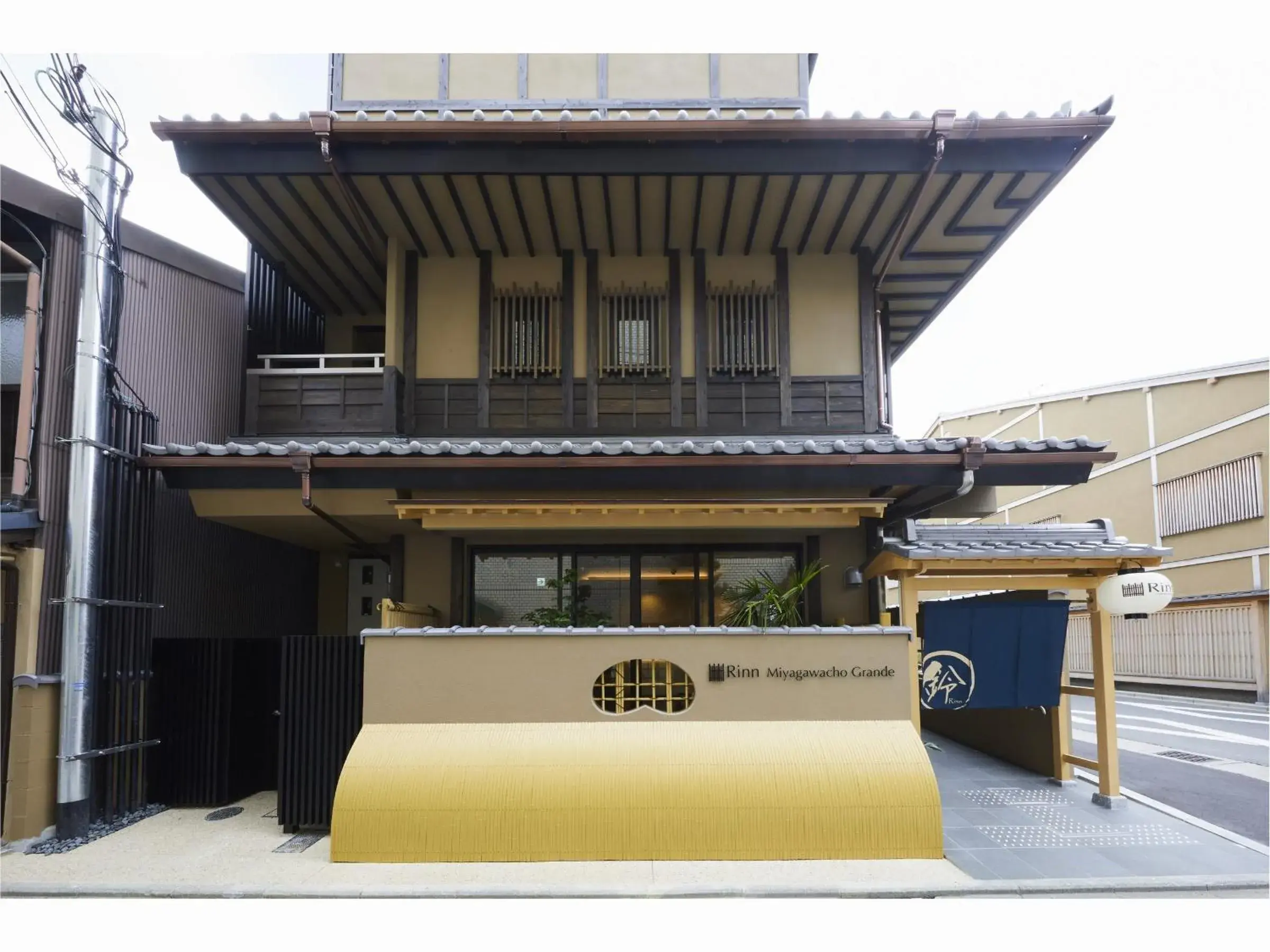 Facade/entrance in Rinn Miyagawacho Grande Facade/entrance in Rinn Miyagawacho Grande