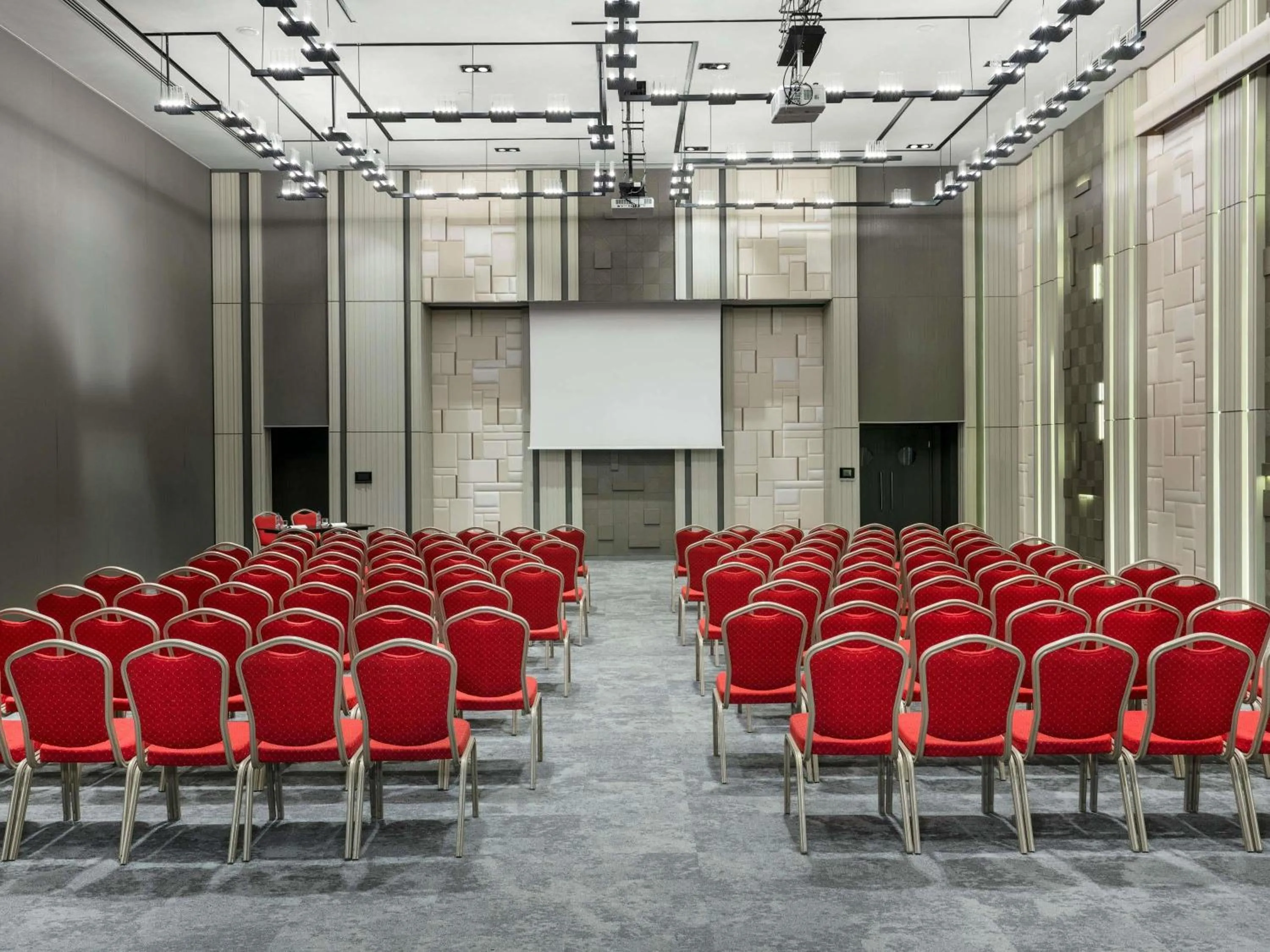 Meeting/conference room in Novotel Trabzon