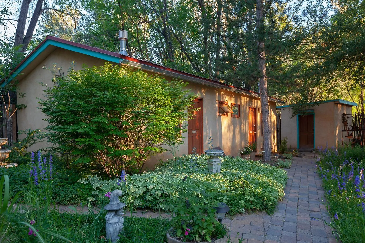 Property building in Dreamcatcher B&B