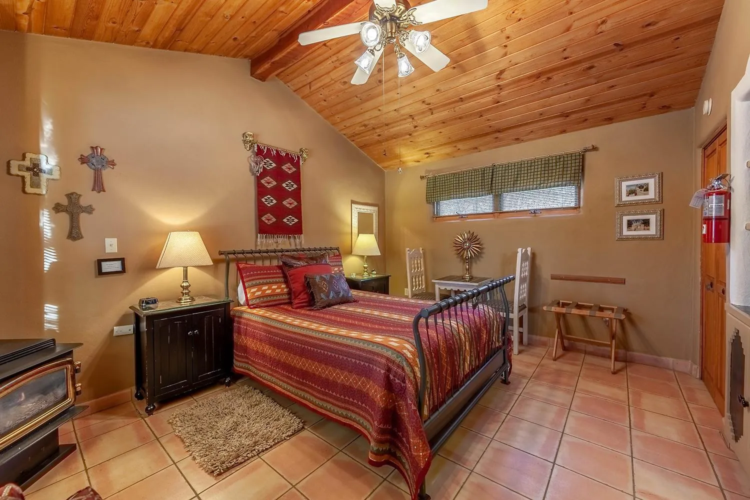 Bed in Dreamcatcher B&B