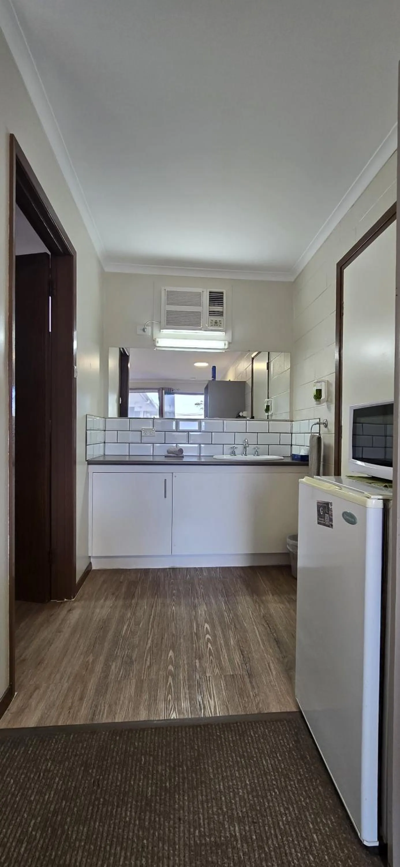 oven in Admella Motel