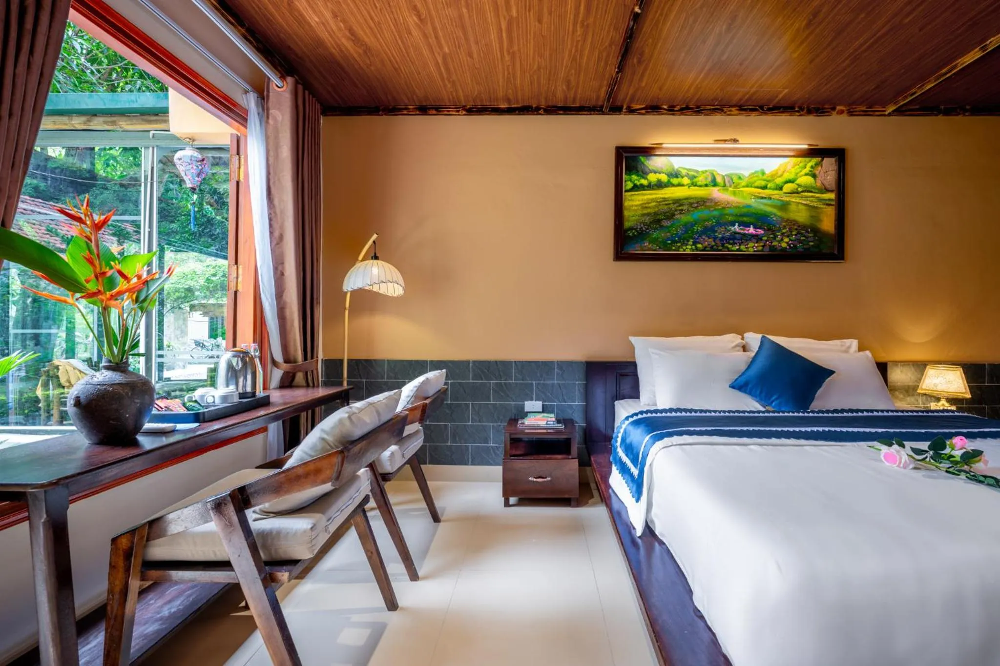 Photo of the whole room, Bed in Tam Coc Luxury Homestay