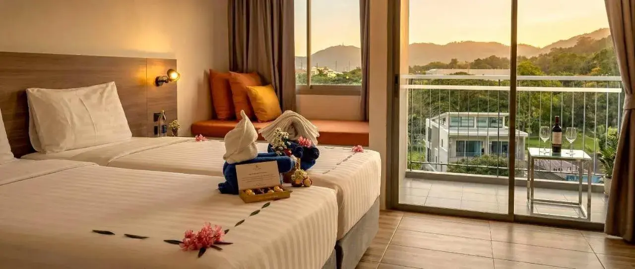 Beehive Boutique Hotel Phuket Beehive Boutique Hotel Phuket