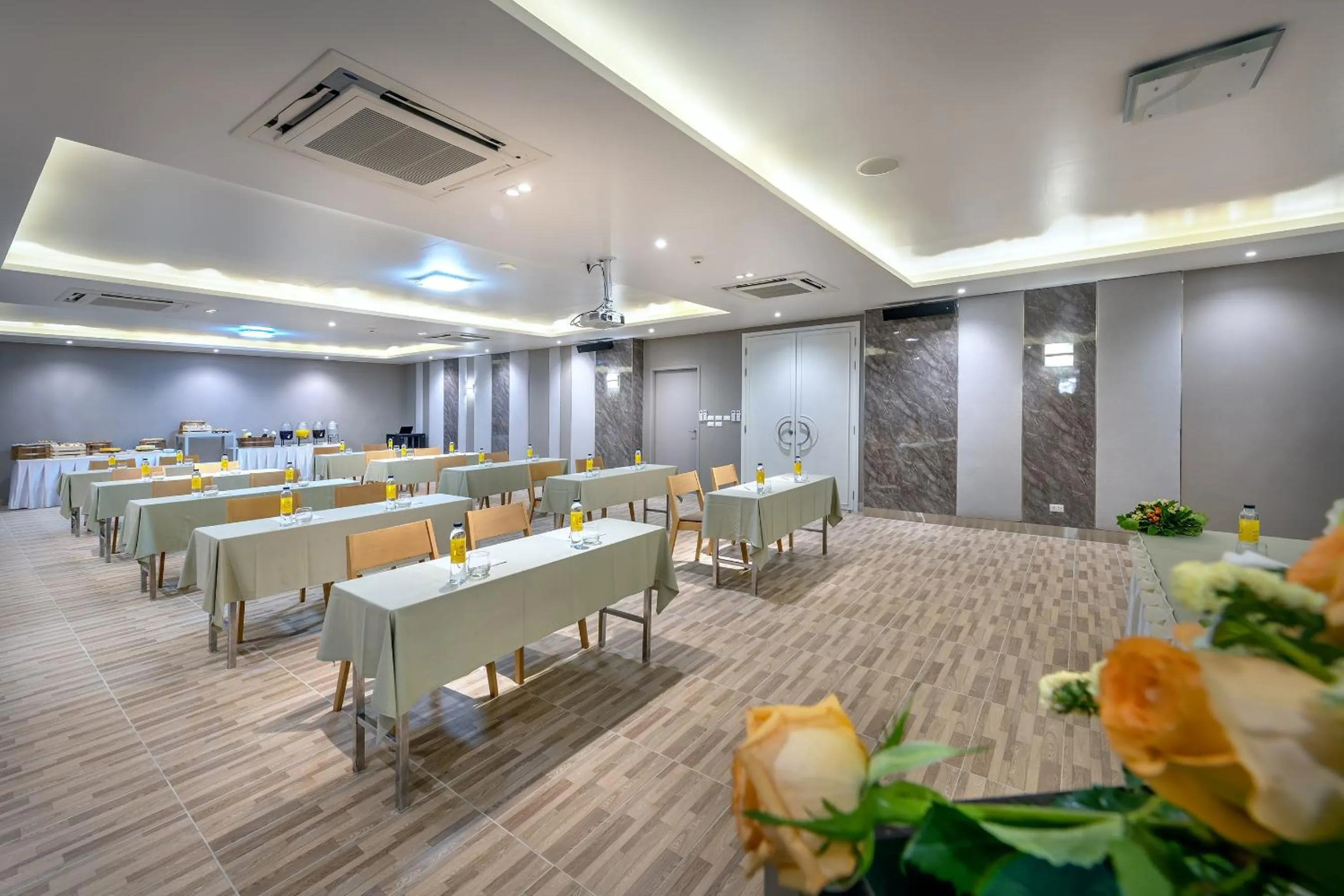 Meeting/conference room in Beehive Boutique Hotel Phuket