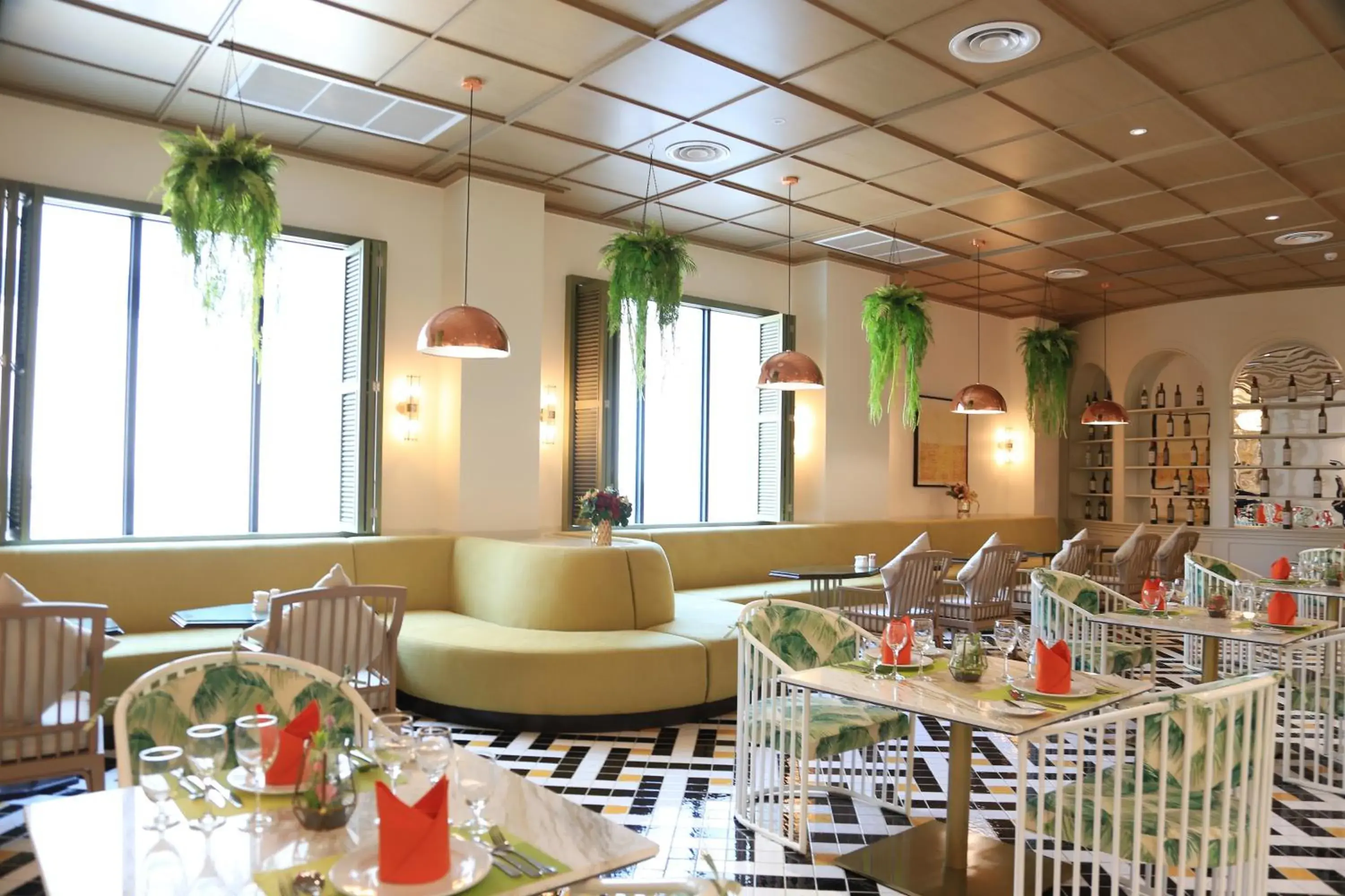 Restaurant/places to eat in Savan Resorts Restaurant/places to eat in Savan Resorts