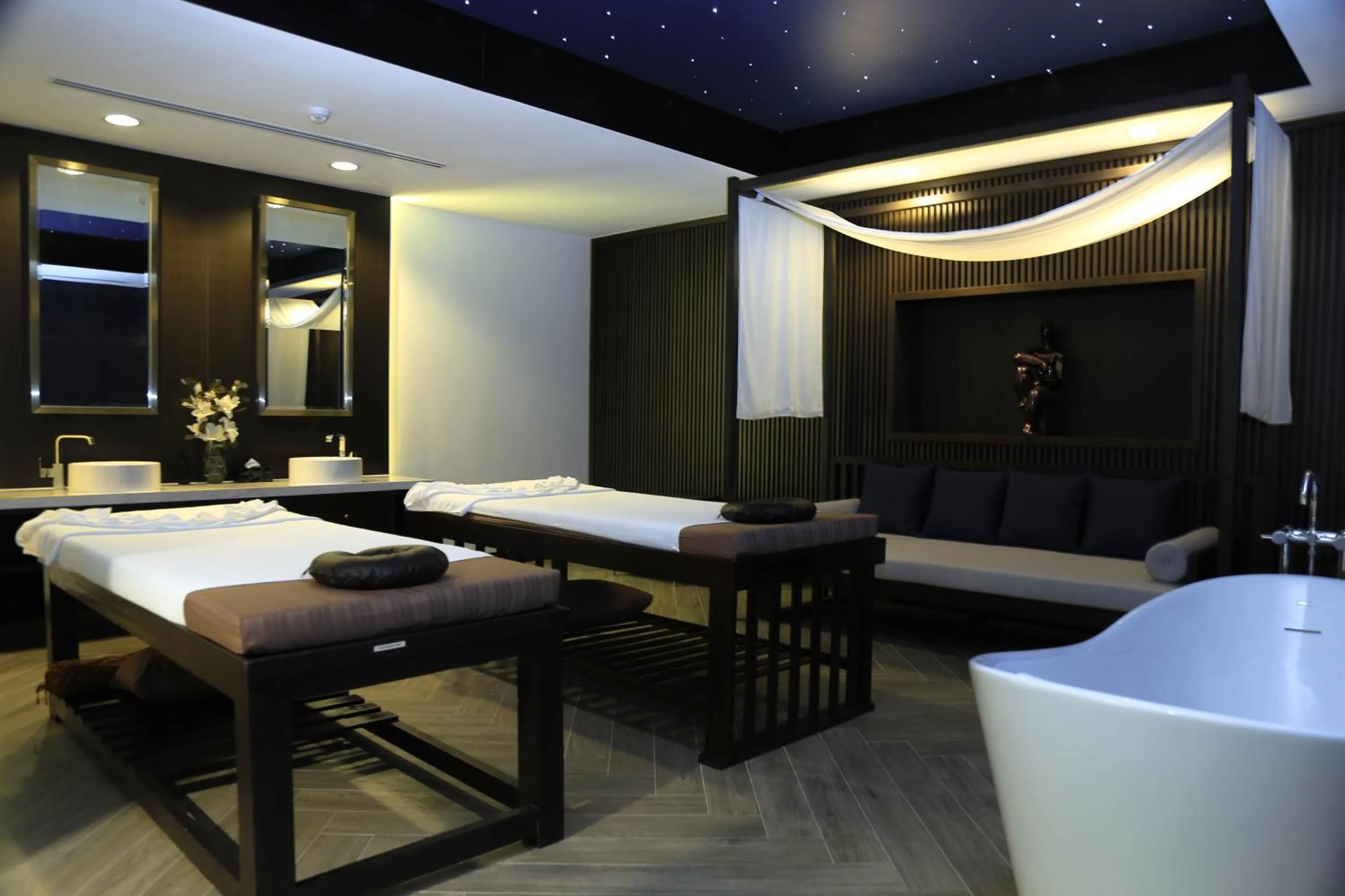 Massage in Savan Resorts