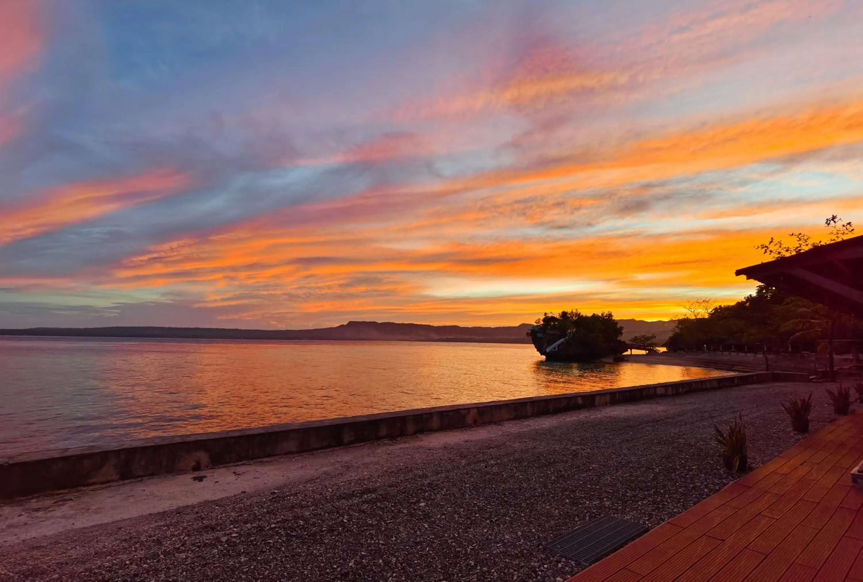 Sunset in Jelly Sea Resort