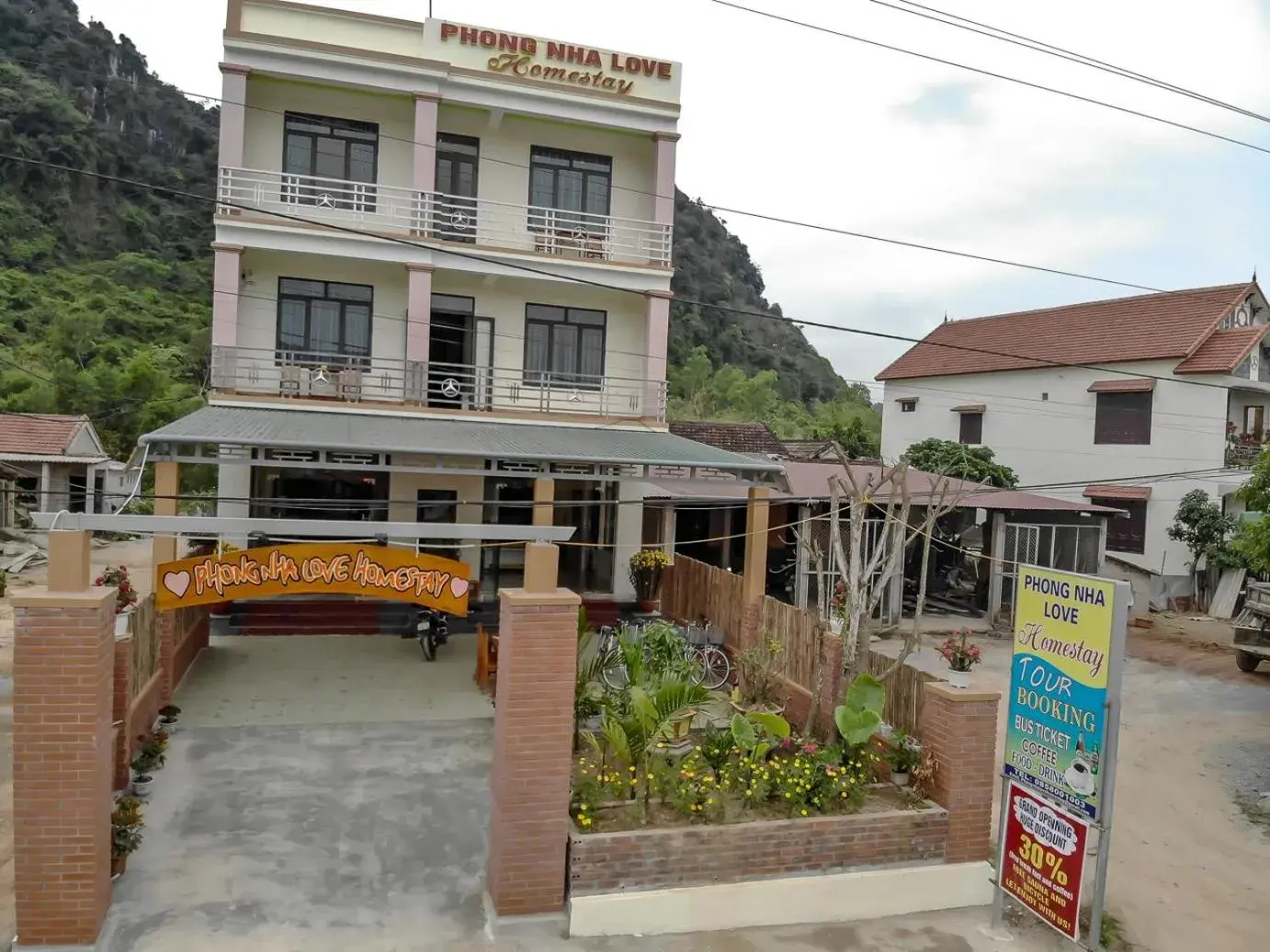 Lobby or reception in Phong Nha Love Homestay Lobby or reception in Phong Nha Love Homestay