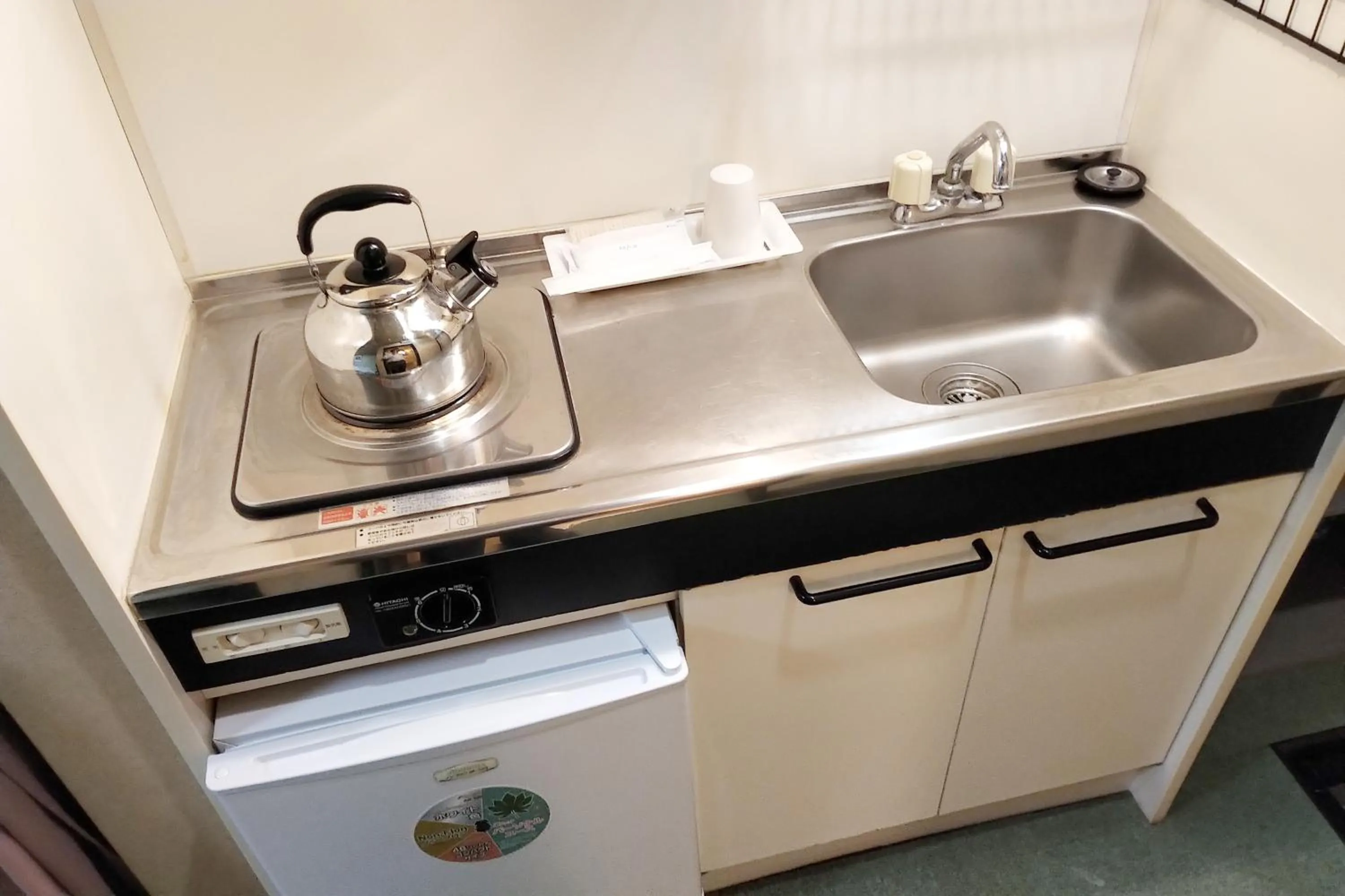 Kitchen or kitchenette in Hotel Frontier