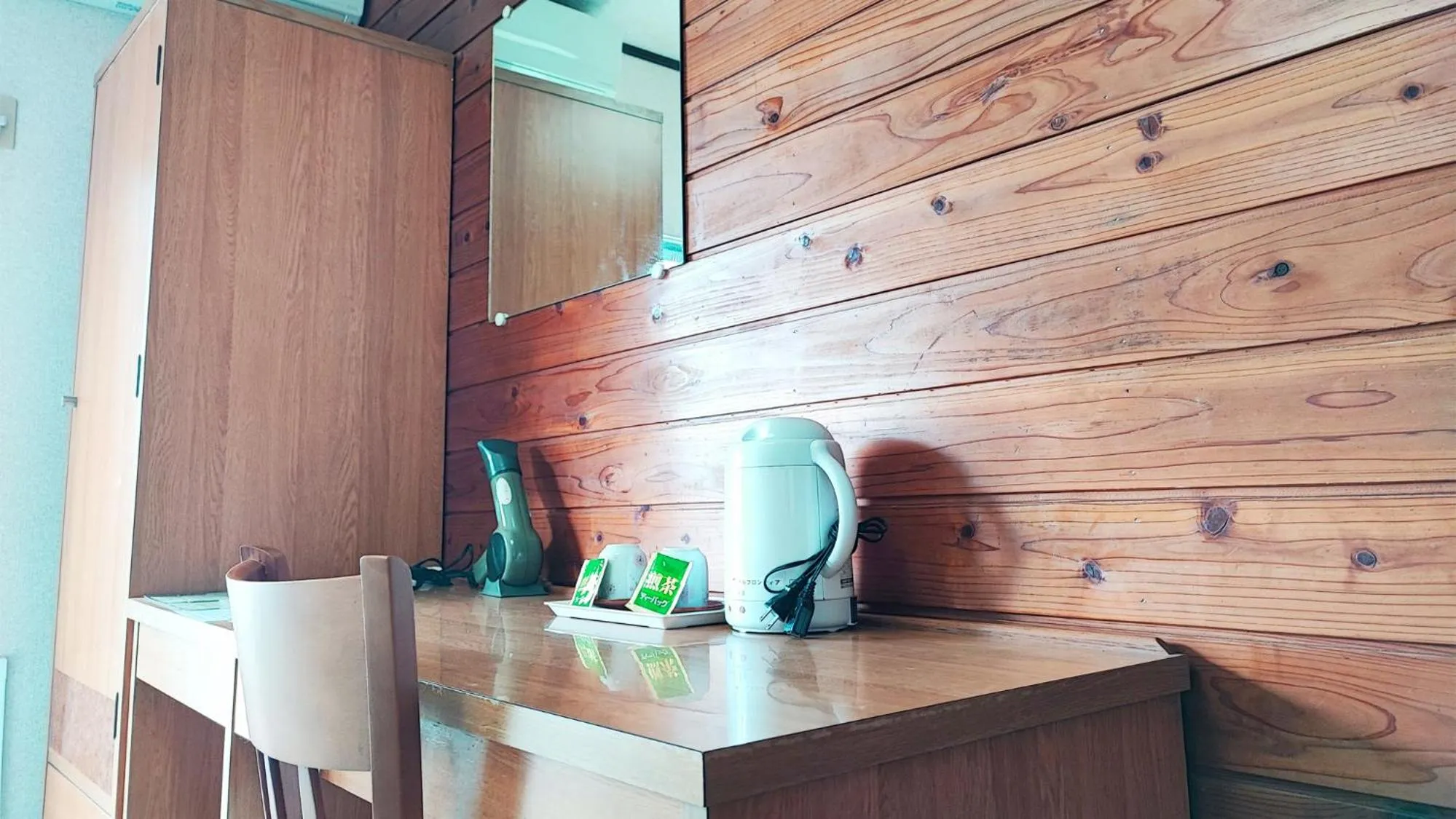 Photo of the whole room in Hotel Frontier