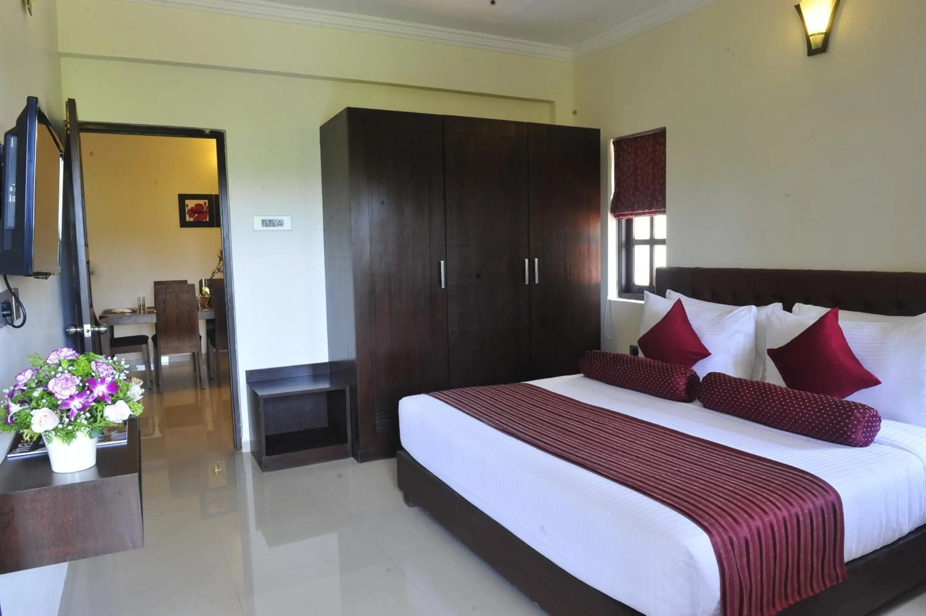 Deluxe King Room with Shower and Balcony - 2 Pints of beer per stay (validity Sept 30,2025) in Golden Tulip Candolim, Goa Deluxe King Room with Shower and Balcony - 2 Pints of beer per stay (validity Sept 30,2025) in Golden Tulip Candolim, Goa