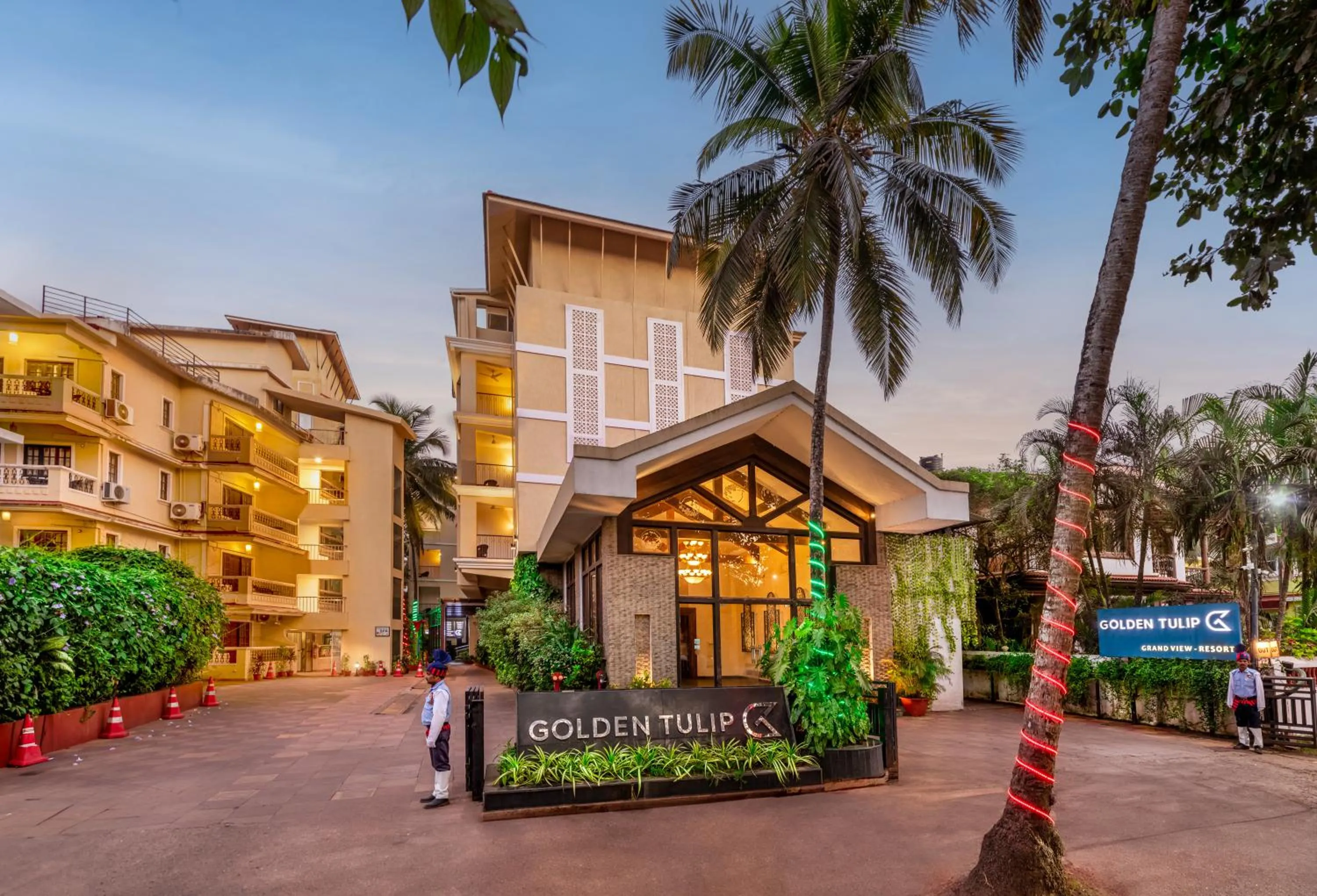 Facade/entrance in Golden Tulip Candolim, Goa