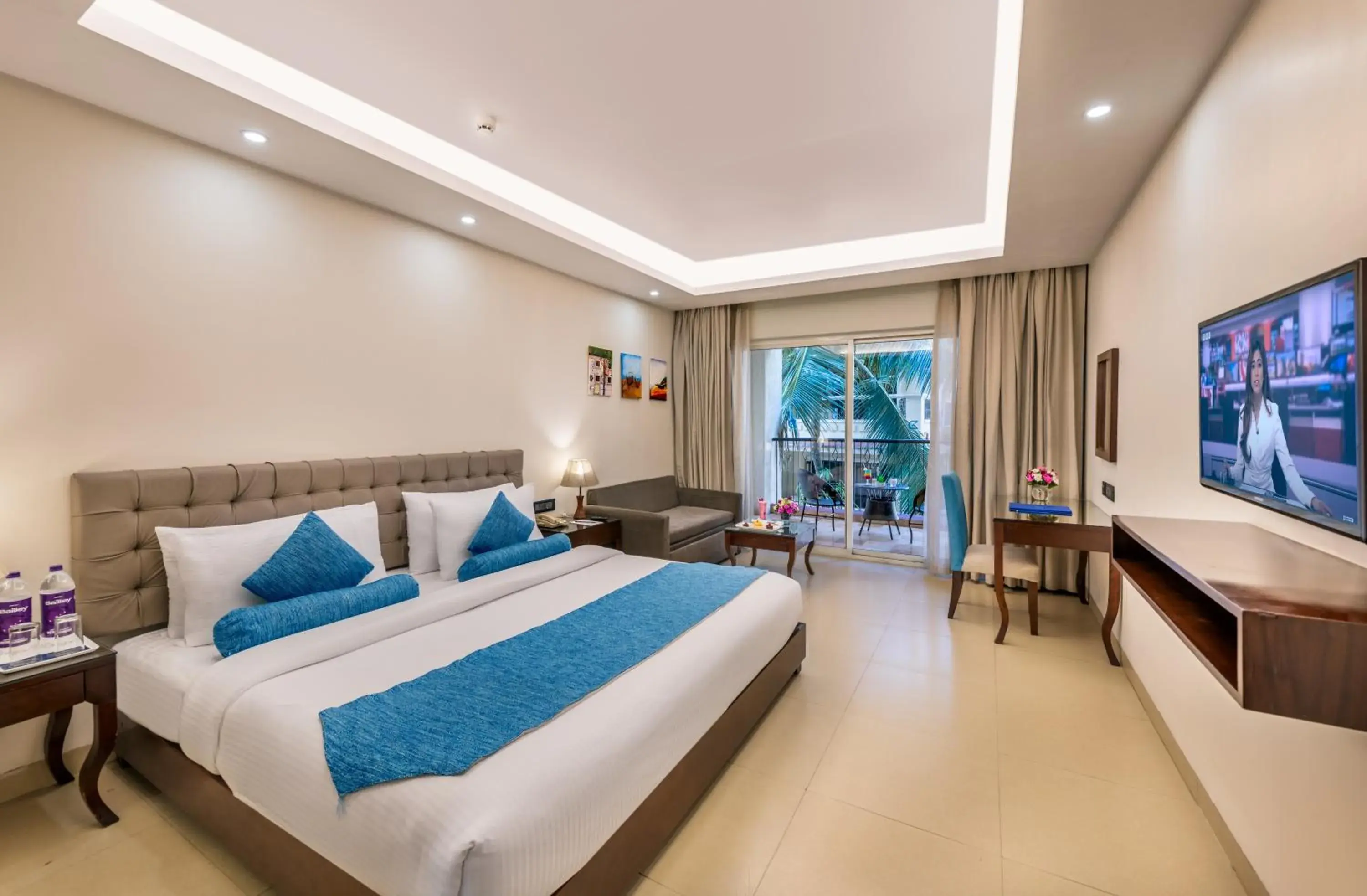 Superior King Room with Balcony - 10% discount on Food & Spa in Golden Tulip Candolim, Goa Superior King Room with Balcony - 10% discount on Food & Spa in Golden Tulip Candolim, Goa