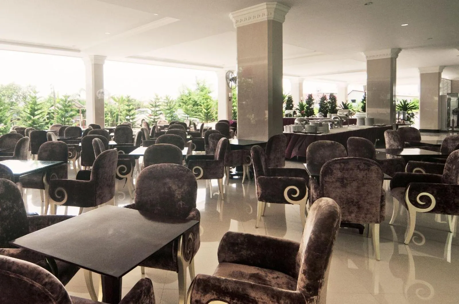 Restaurant/places to eat in LK Grand Living Place