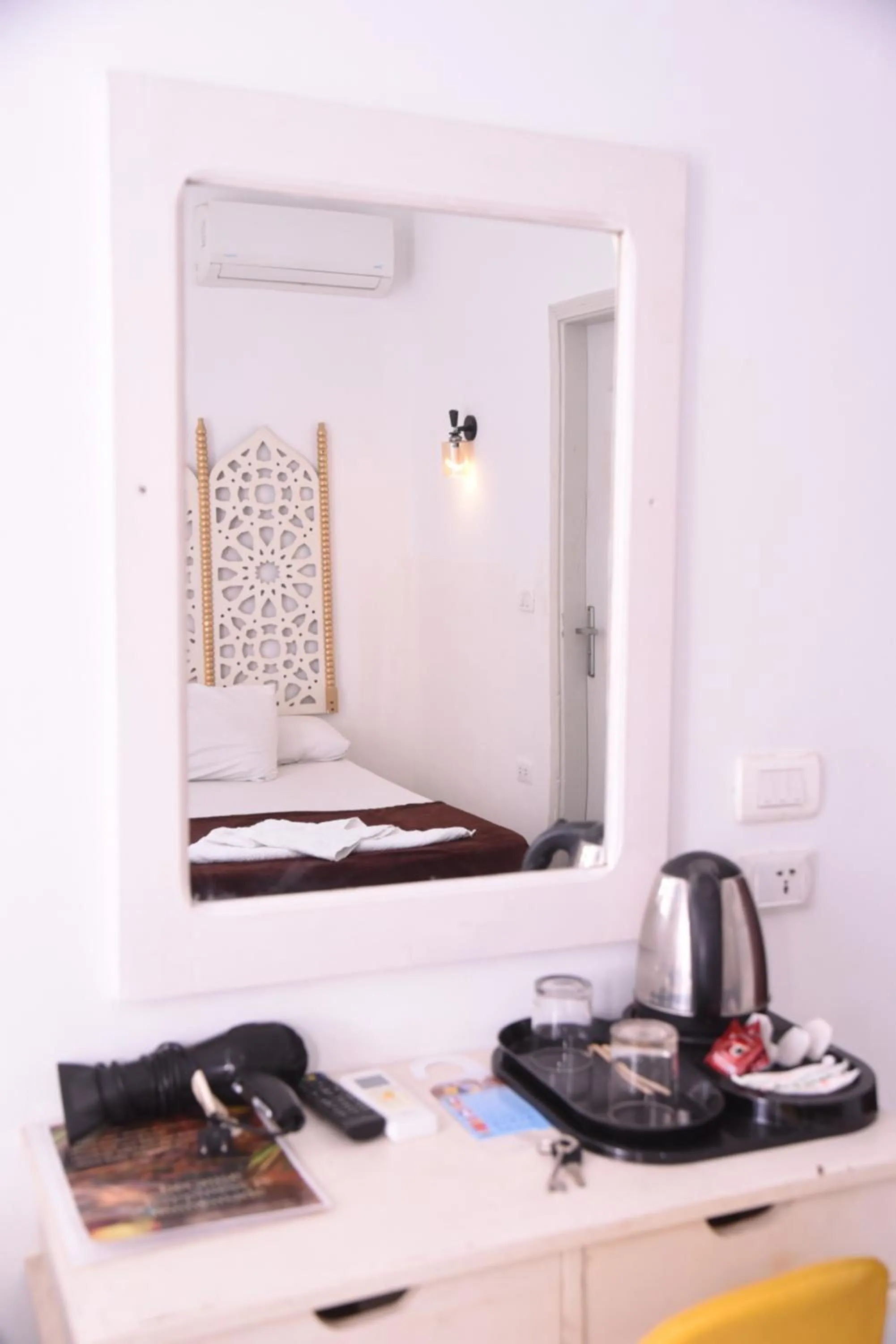 hair dresser in Arabian Nights Pyramids Guesthouse