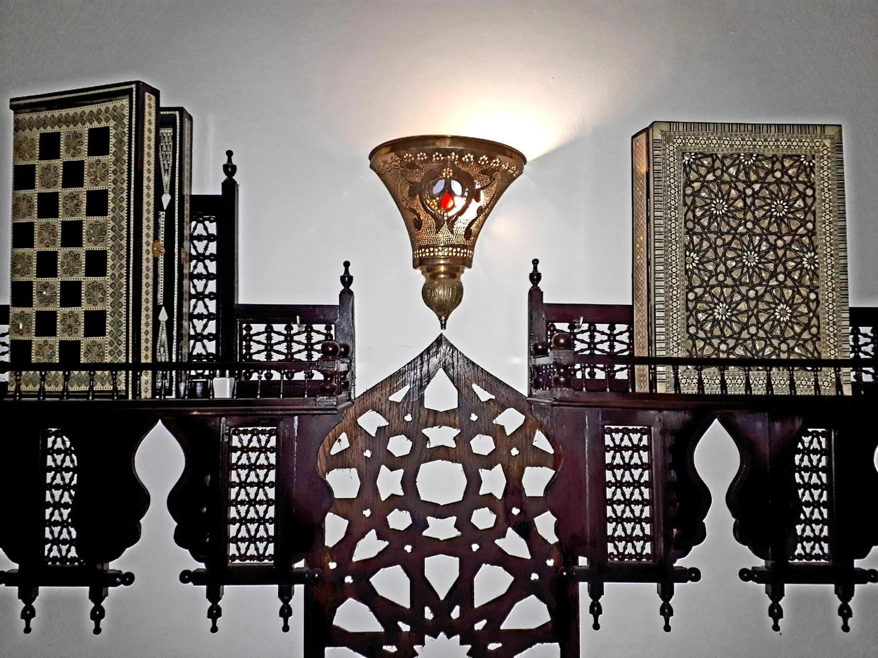 Decorative detail in Arabian Nights Pyramids Guesthouse