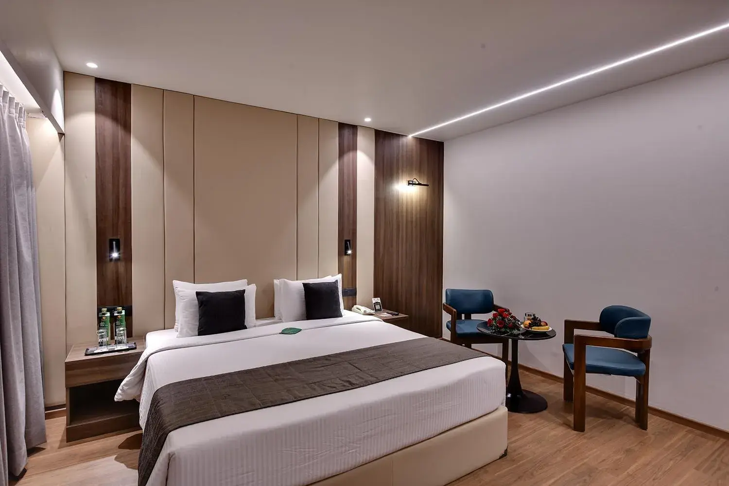 Bedroom, Bed in Hotel Suba Star Ahmedabad Bedroom, Bed in Hotel Suba Star Ahmedabad