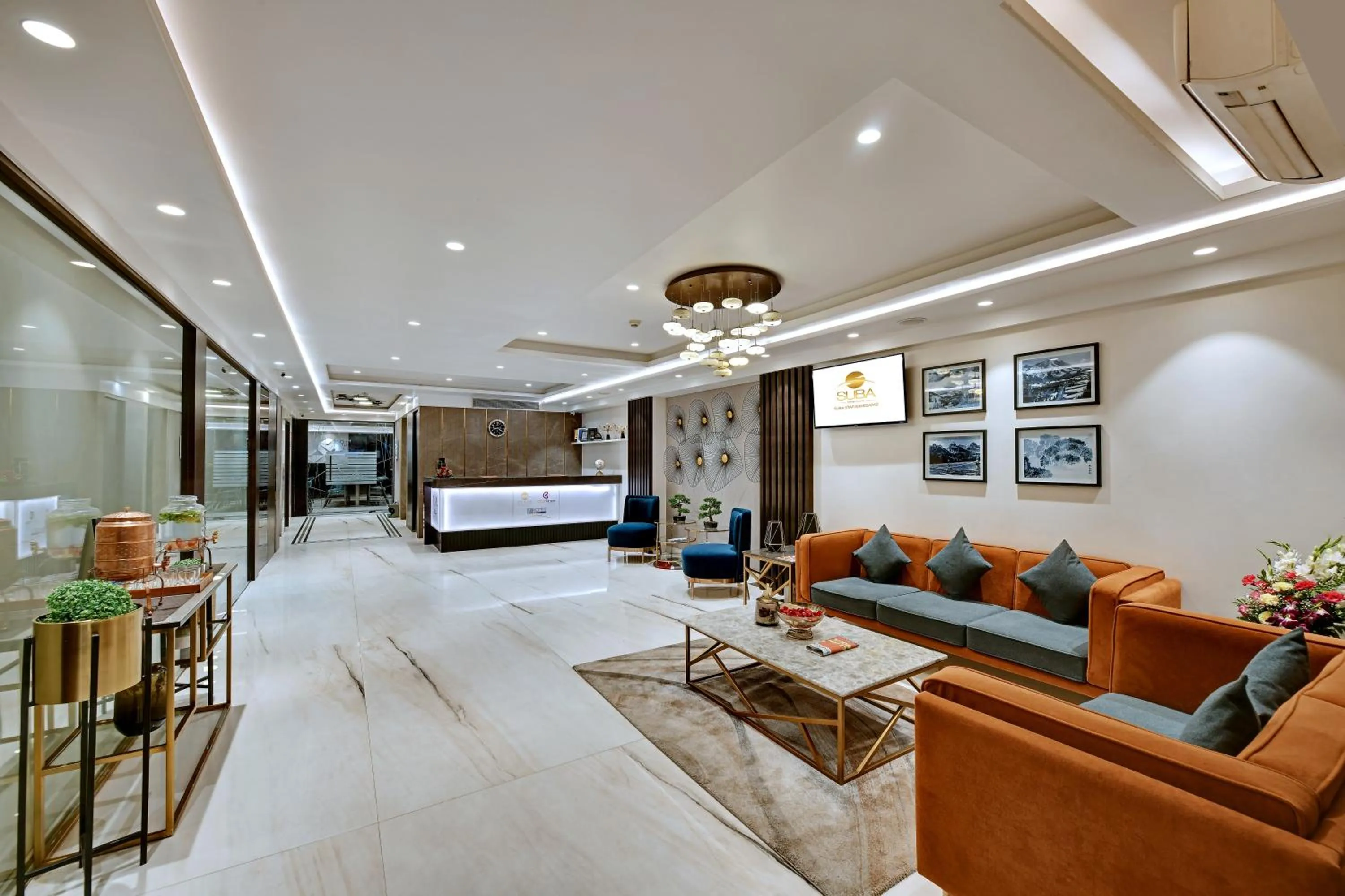 Lobby or reception in Hotel Suba Star Ahmedabad
