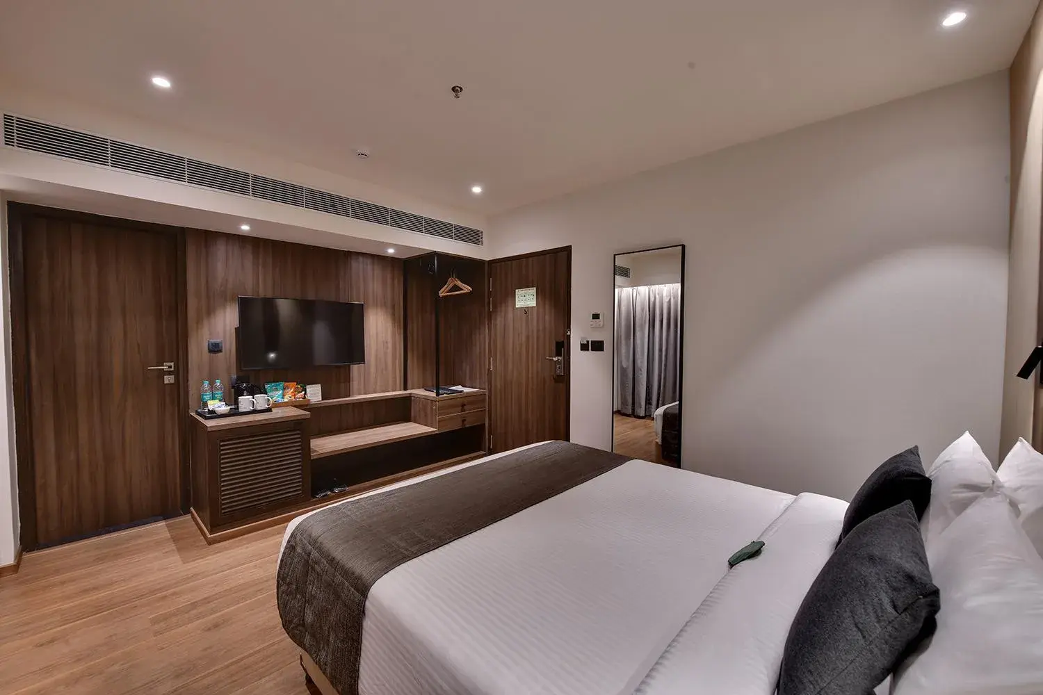 View (from property/room), Bed in Hotel Suba Star Ahmedabad View (from property/room), Bed in Hotel Suba Star Ahmedabad