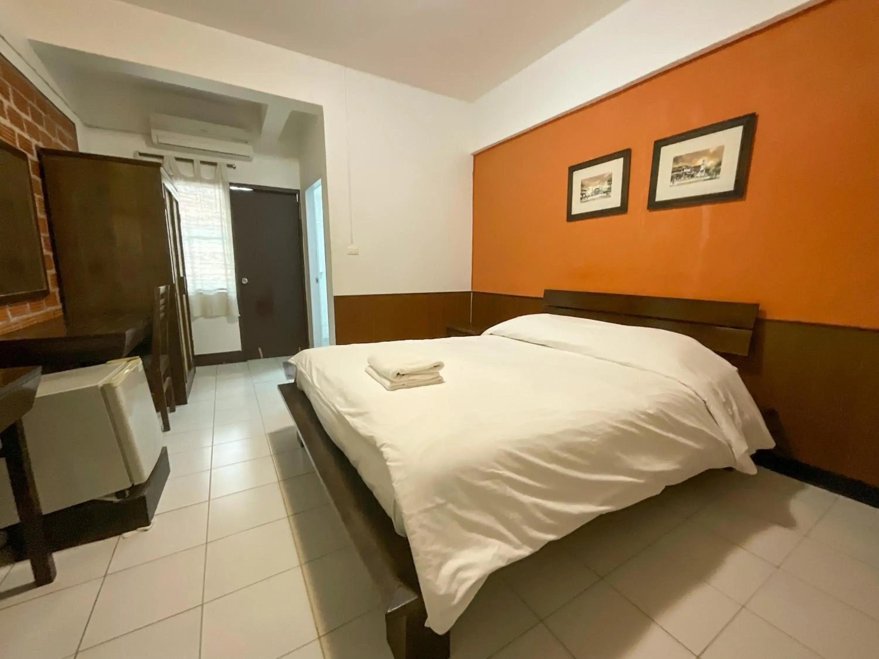 Standard Double Room with Balcony in Mali's Room Standard Double Room with Balcony in Mali's Room