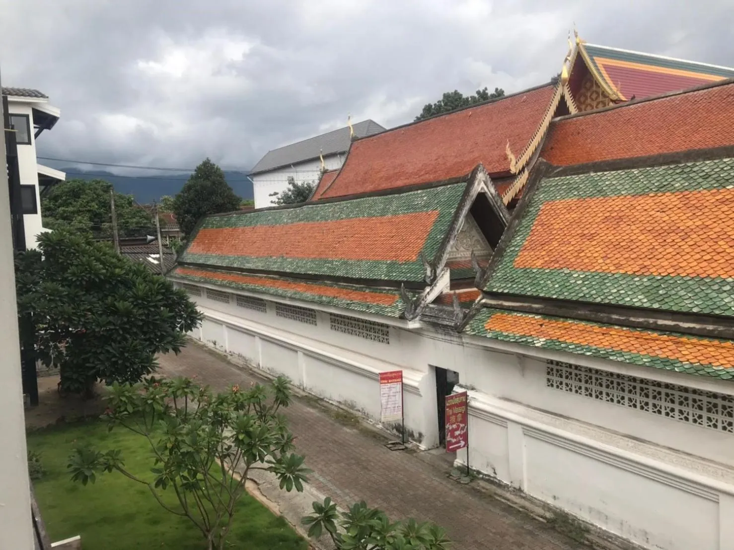Garden view in Mali's Room