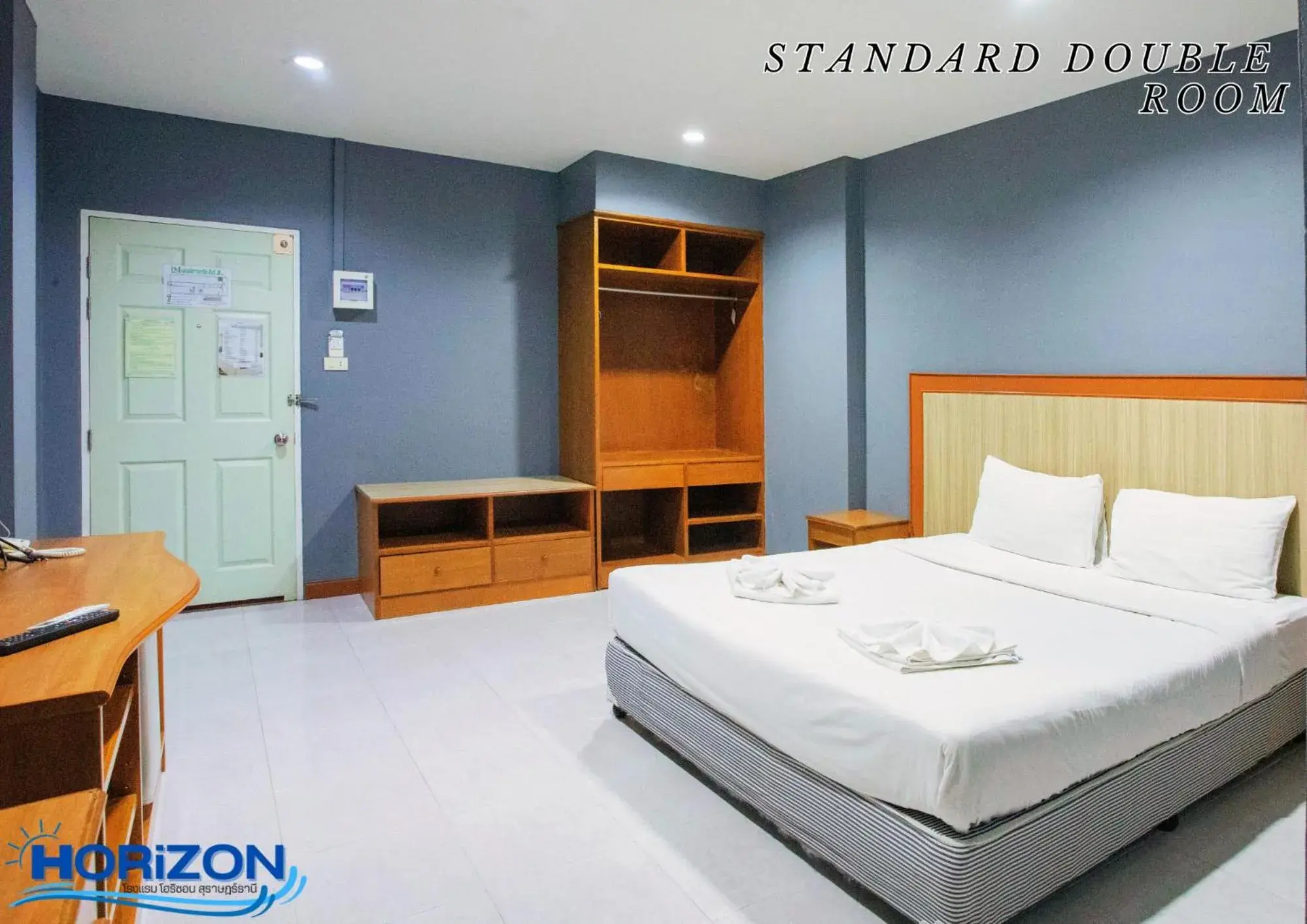 Standard Double Room in Horizon Hotel Standard Double Room in Horizon Hotel