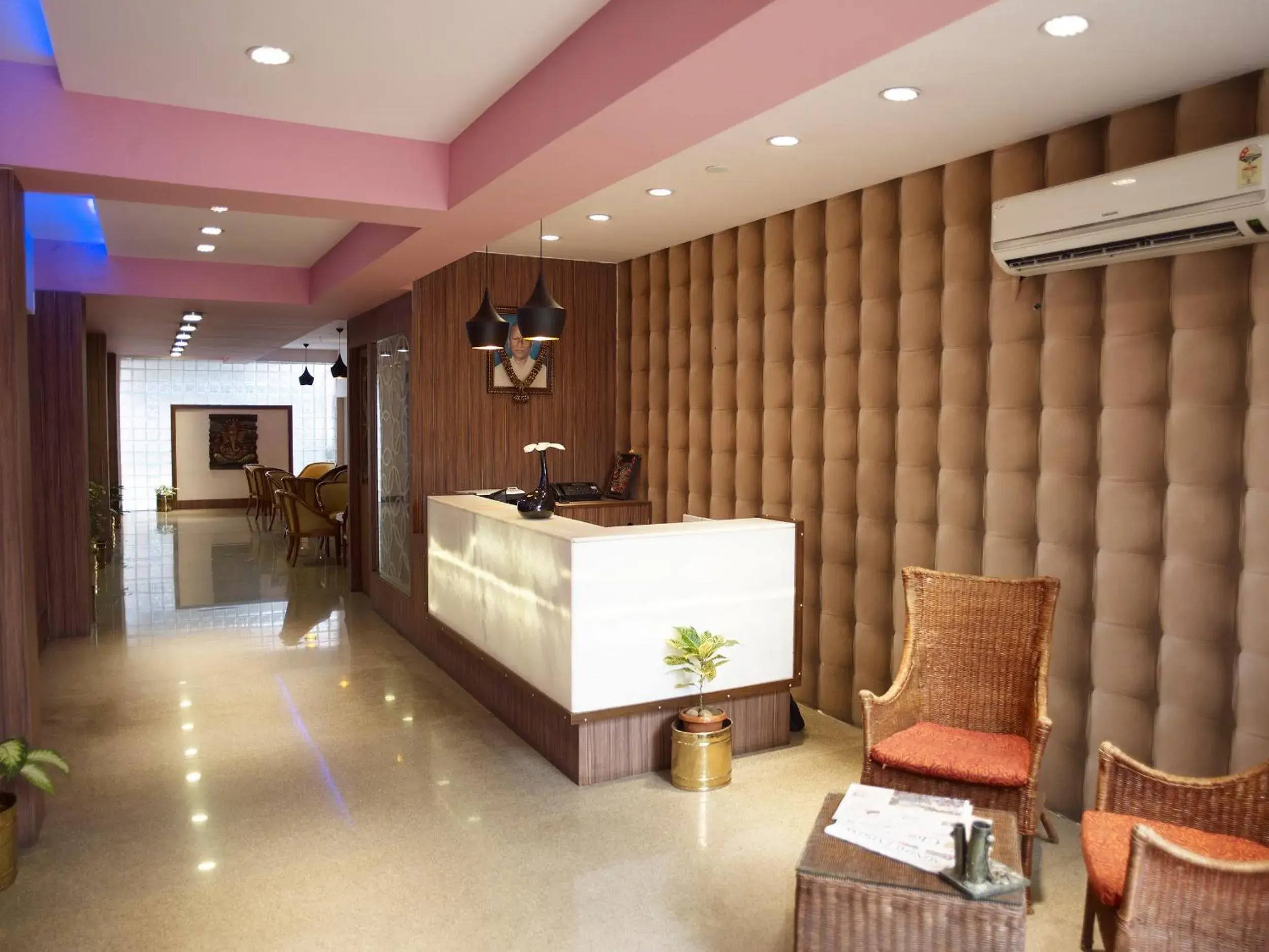 Property building in Comfort Hotels Property building in Comfort Hotels