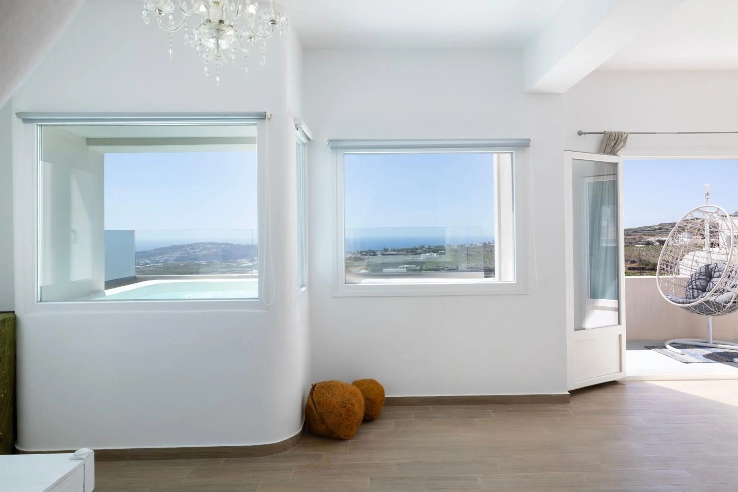 Living room in Heated Jacuzzi Cozy Apartment and Panoramic Views