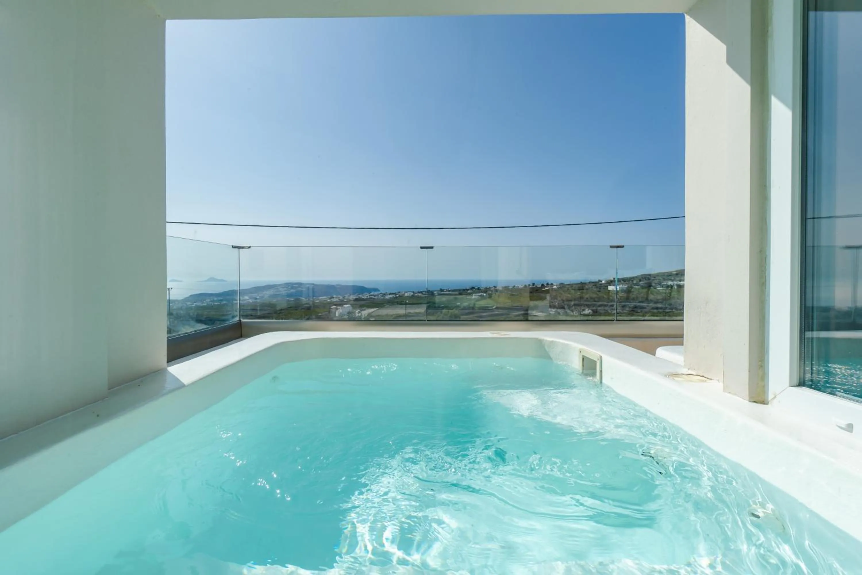 Hot Tub in Heated Jacuzzi Cozy Apartment and Panoramic Views
