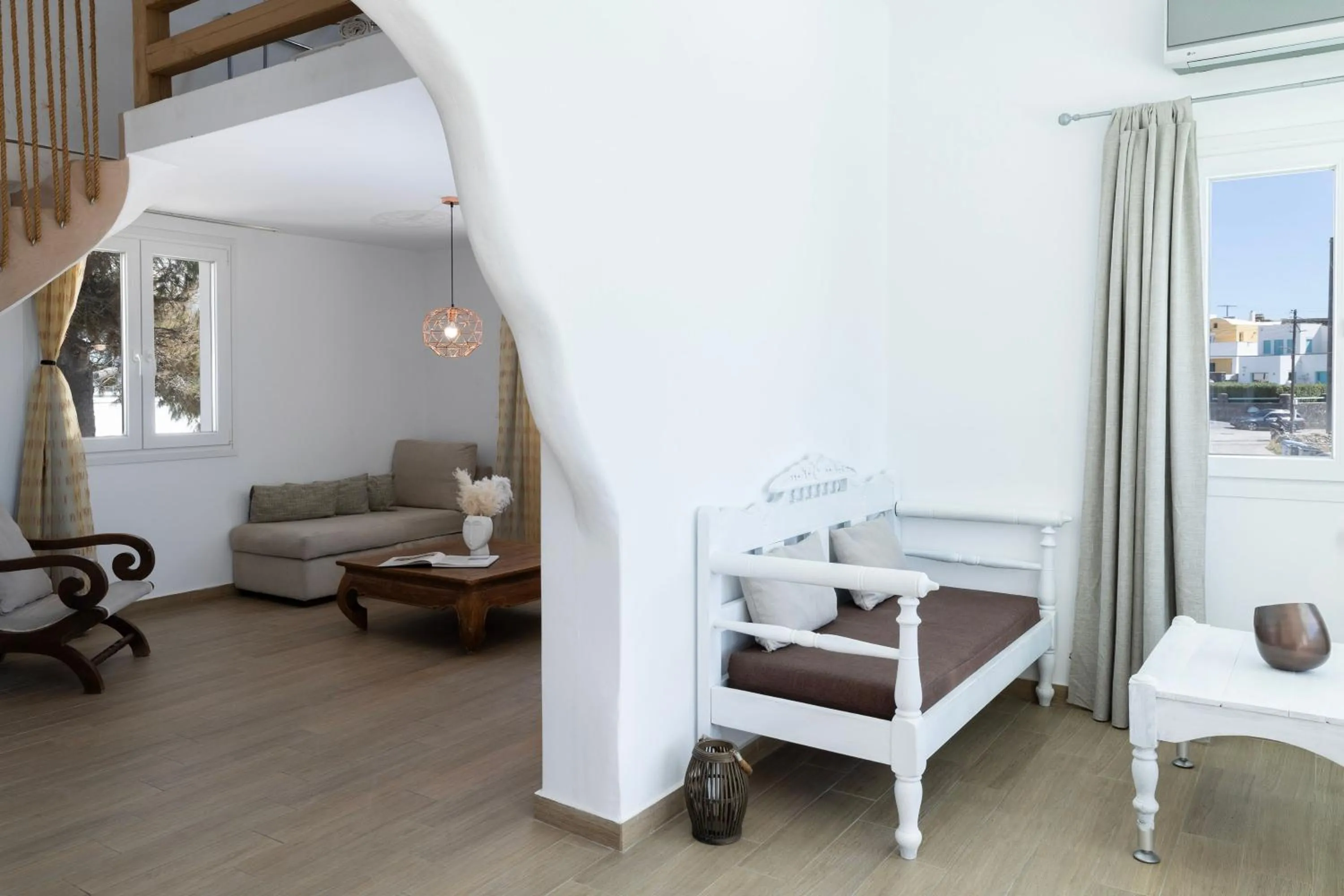 Living room in Heated Jacuzzi Cozy Apartment and Panoramic Views
