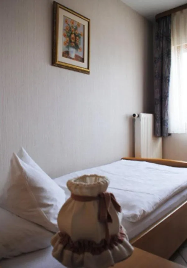 Bed in Gasthof-Hotel-Löwen