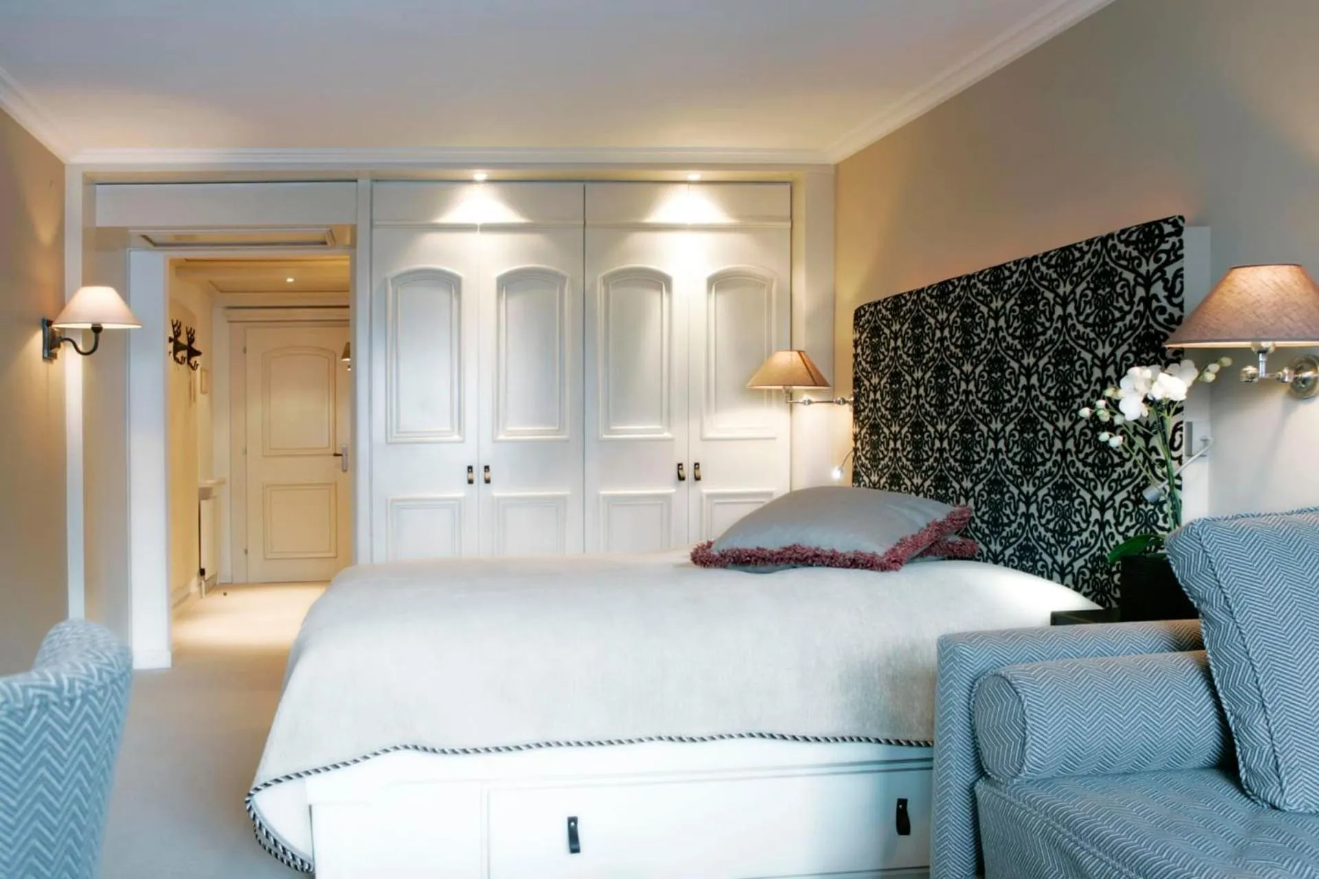 Bed in Hotel Berghof