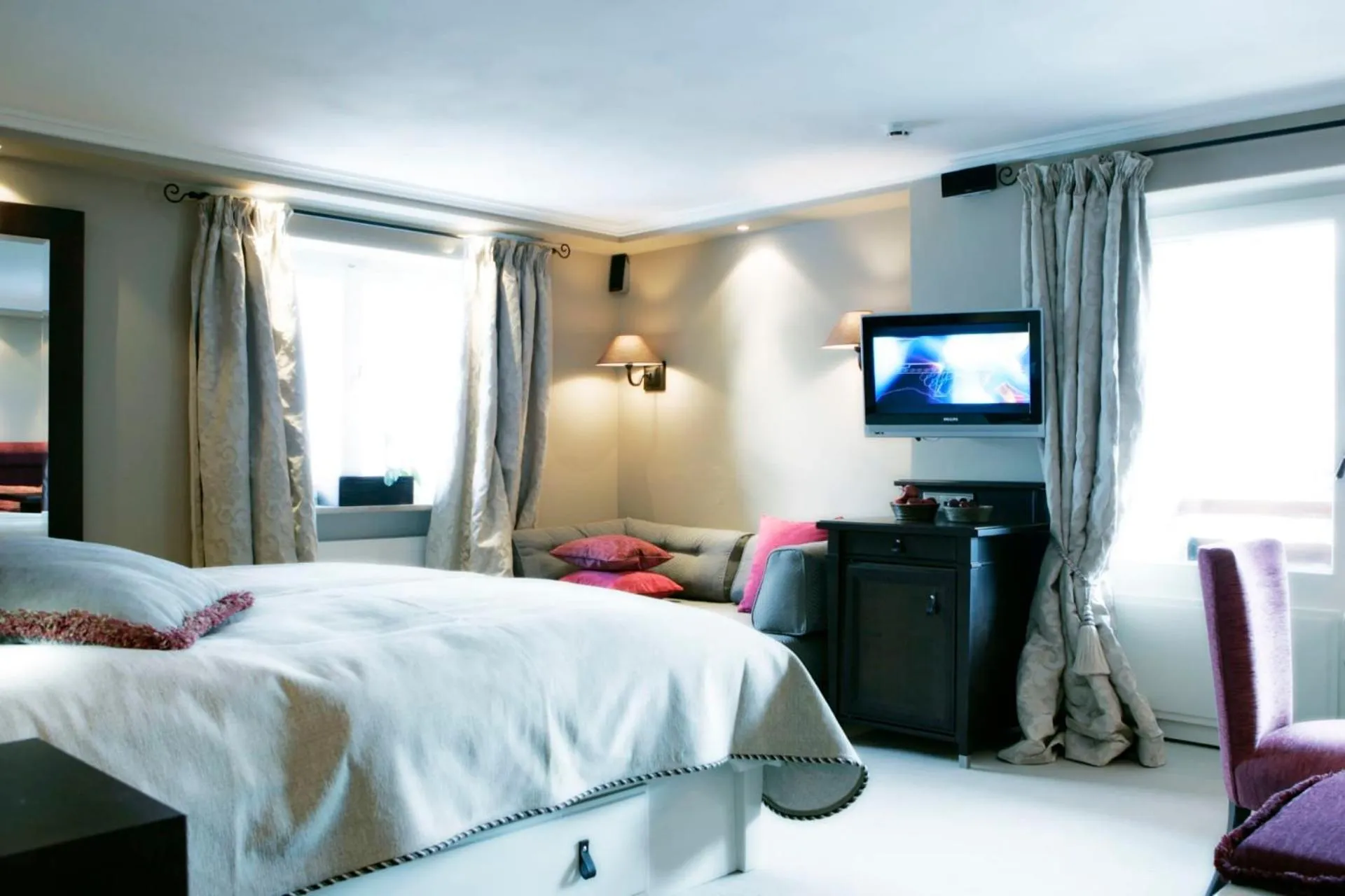 Bed in Hotel Berghof