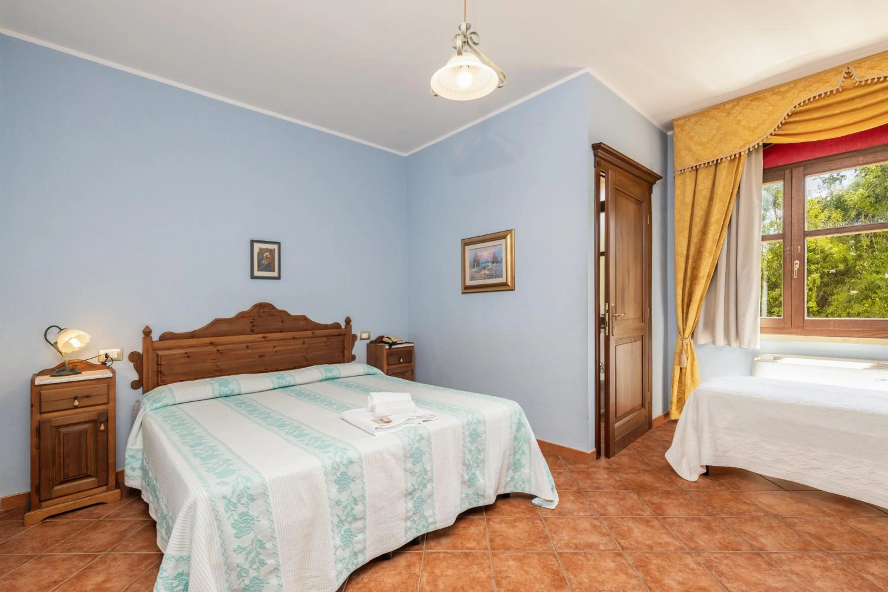 Bed in Hotel Funtana Noa