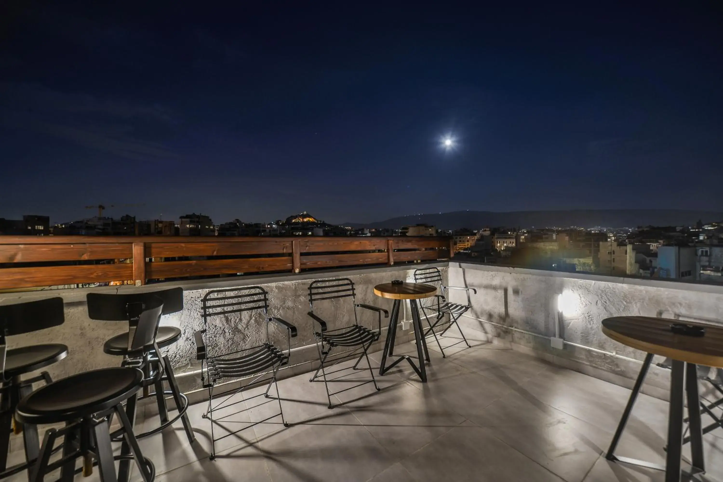 Restaurant/places to eat in A.P. Acropolis View Apartments Restaurant/places to eat in A.P. Acropolis View Apartments