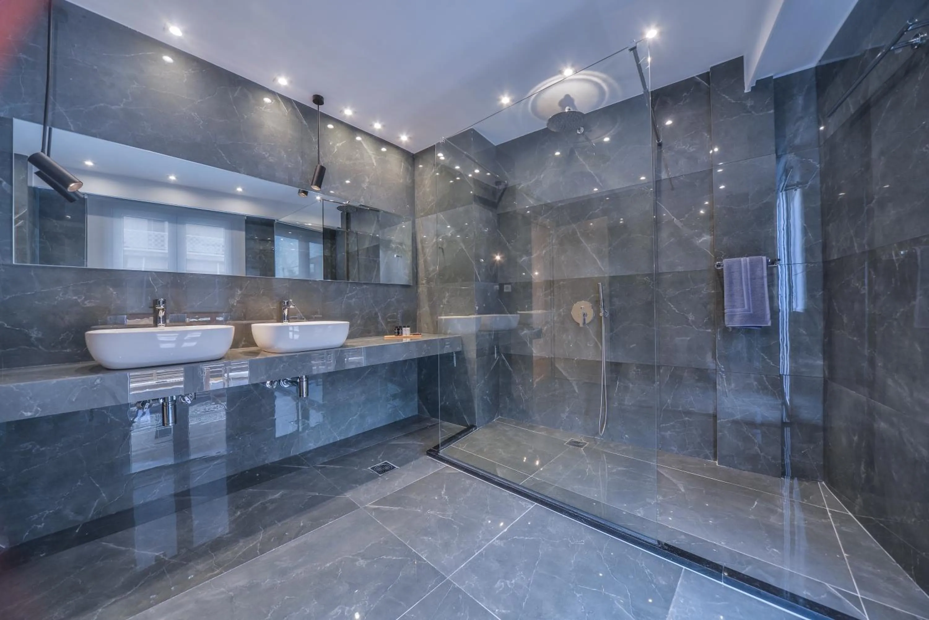 Bathroom in A.P. Acropolis View Apartments