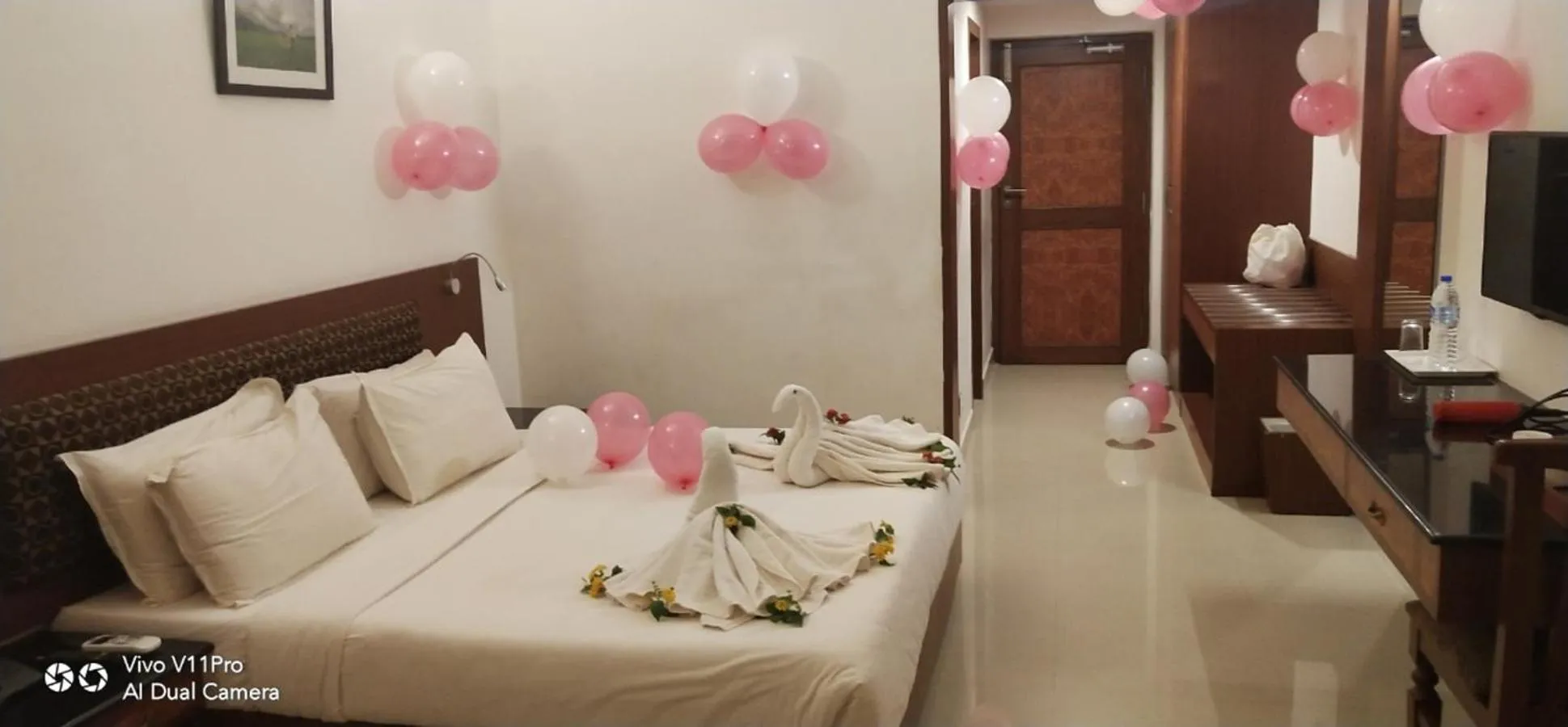 Bedroom, Bed in French Avenue