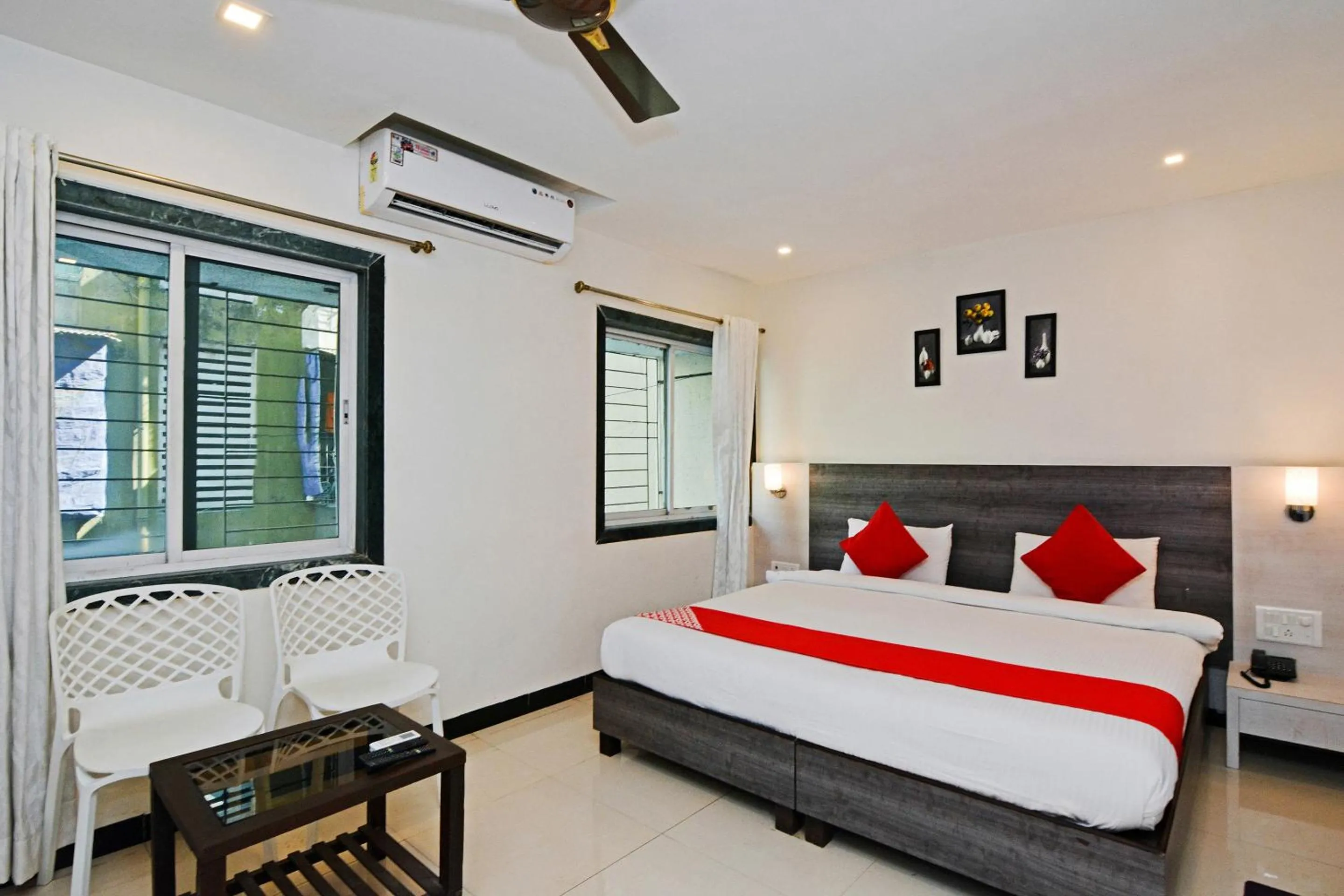 Bedroom, Bed in Hotel O Ashwarya Service Apartment