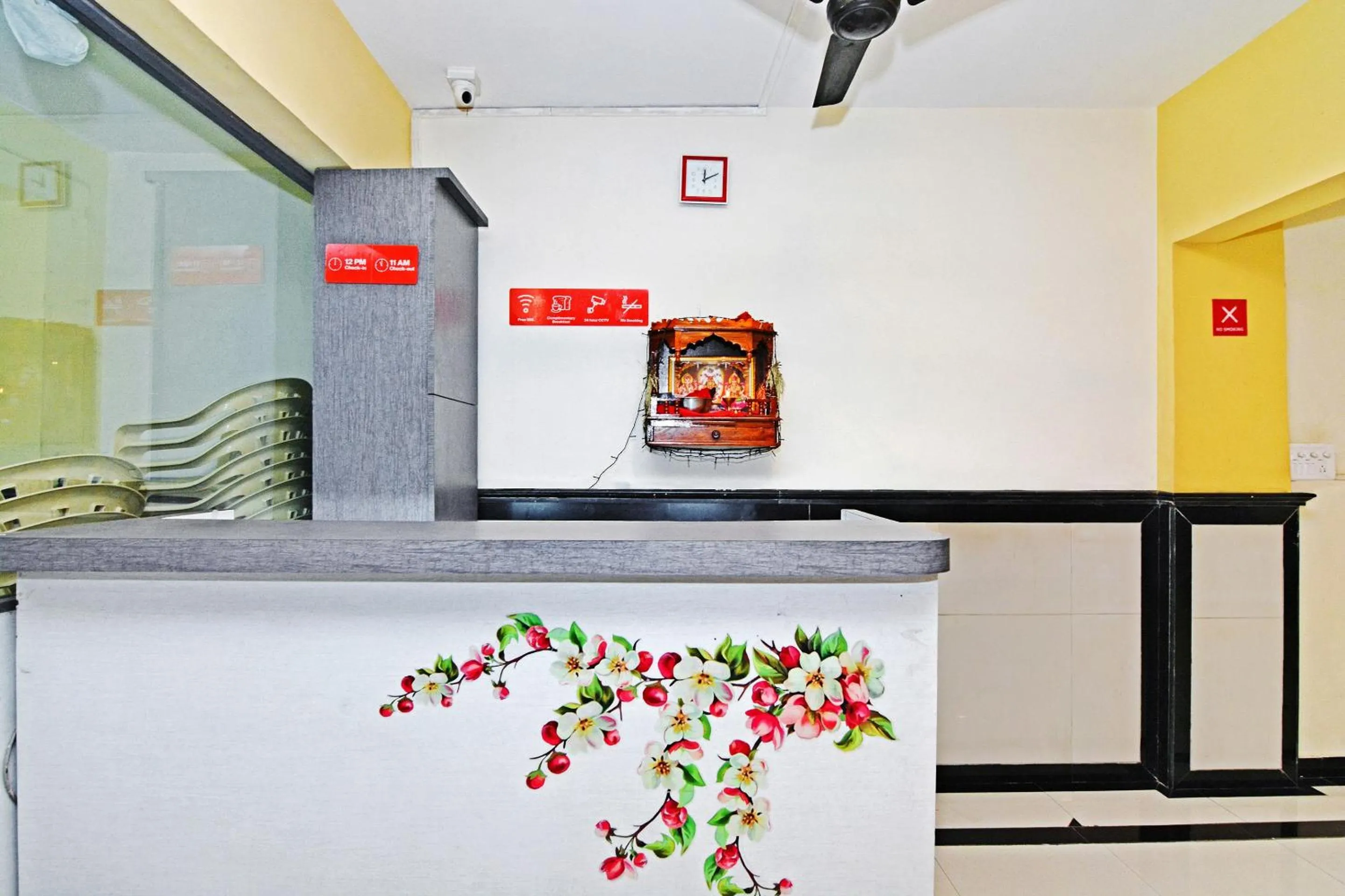 Lobby or reception in Hotel O Ashwarya Service Apartment