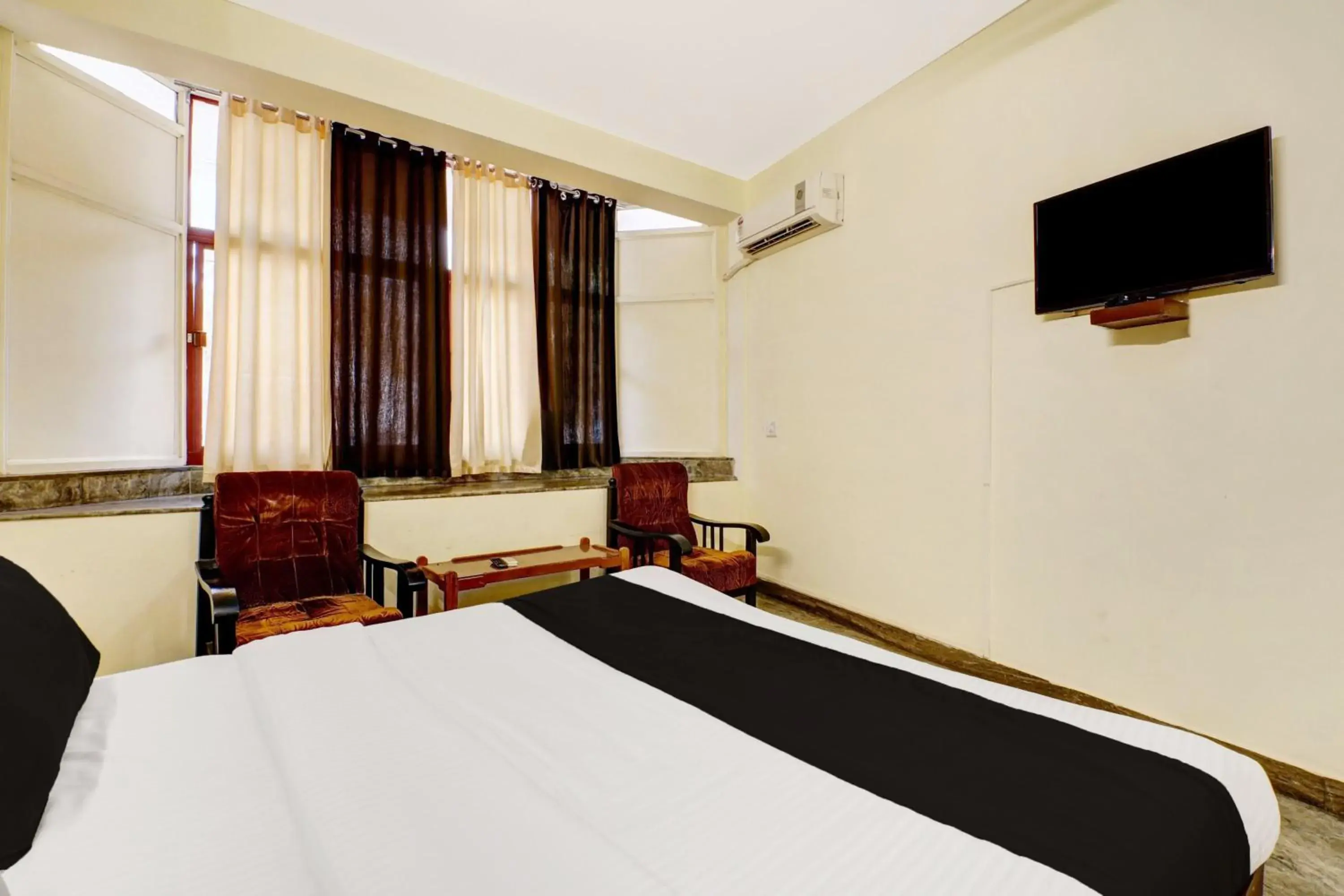 Bedroom, Bed in Super Hotel O East Nada Bedroom, Bed in Super Hotel O East Nada